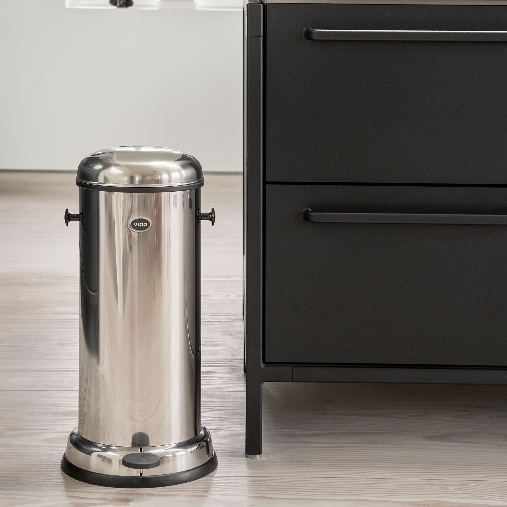 Vipp16 Pedal Bin 18L