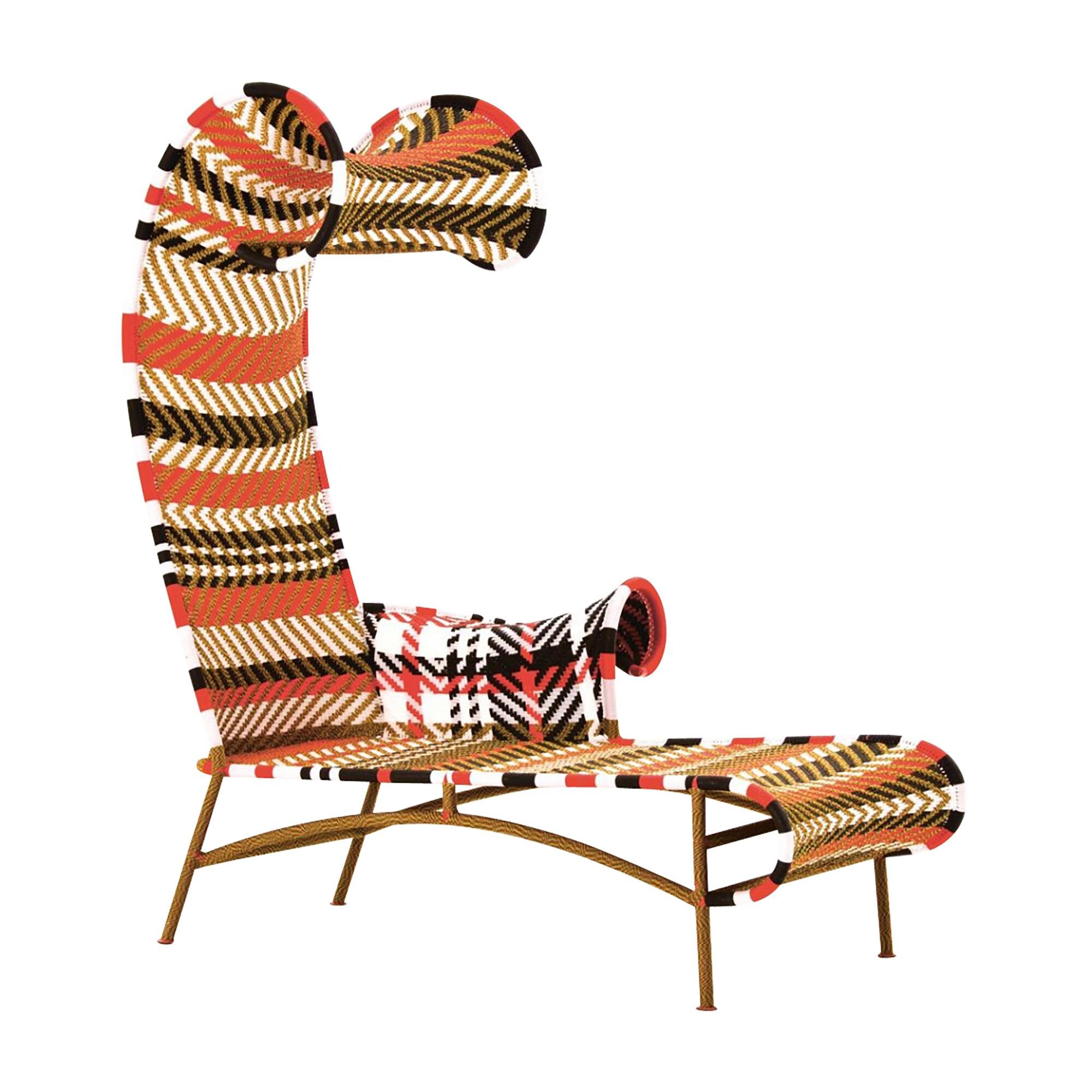 Shadowy Chaise Longue