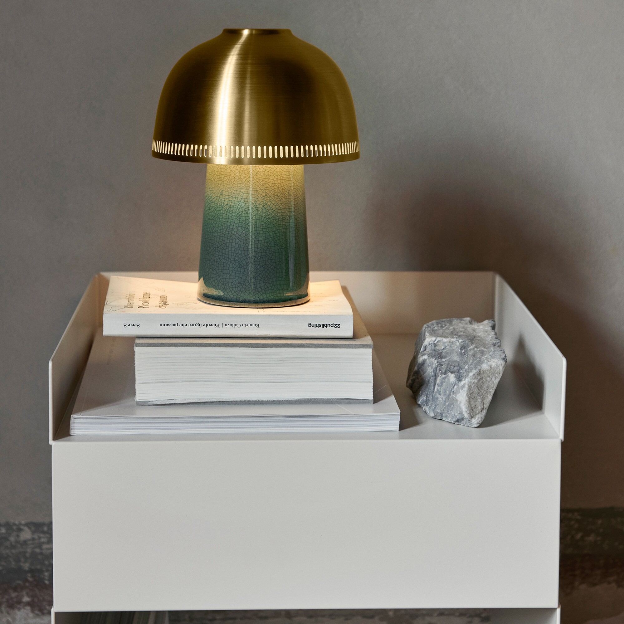 Raku SH8 LED Lamp with Battery