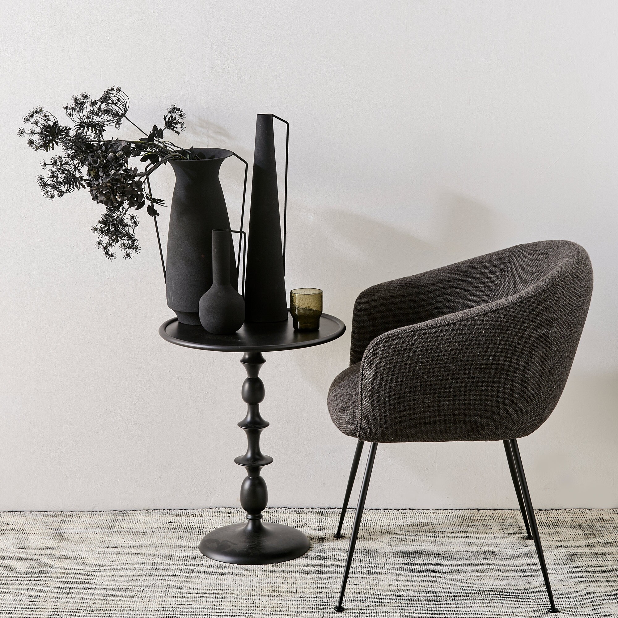 Roman Vaset Set of 4