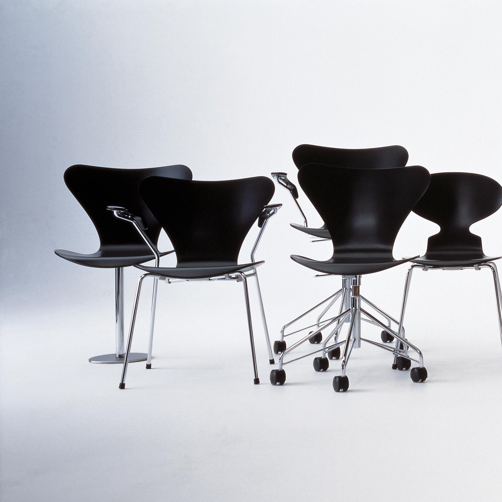 Series 7™ Swivel Chair
