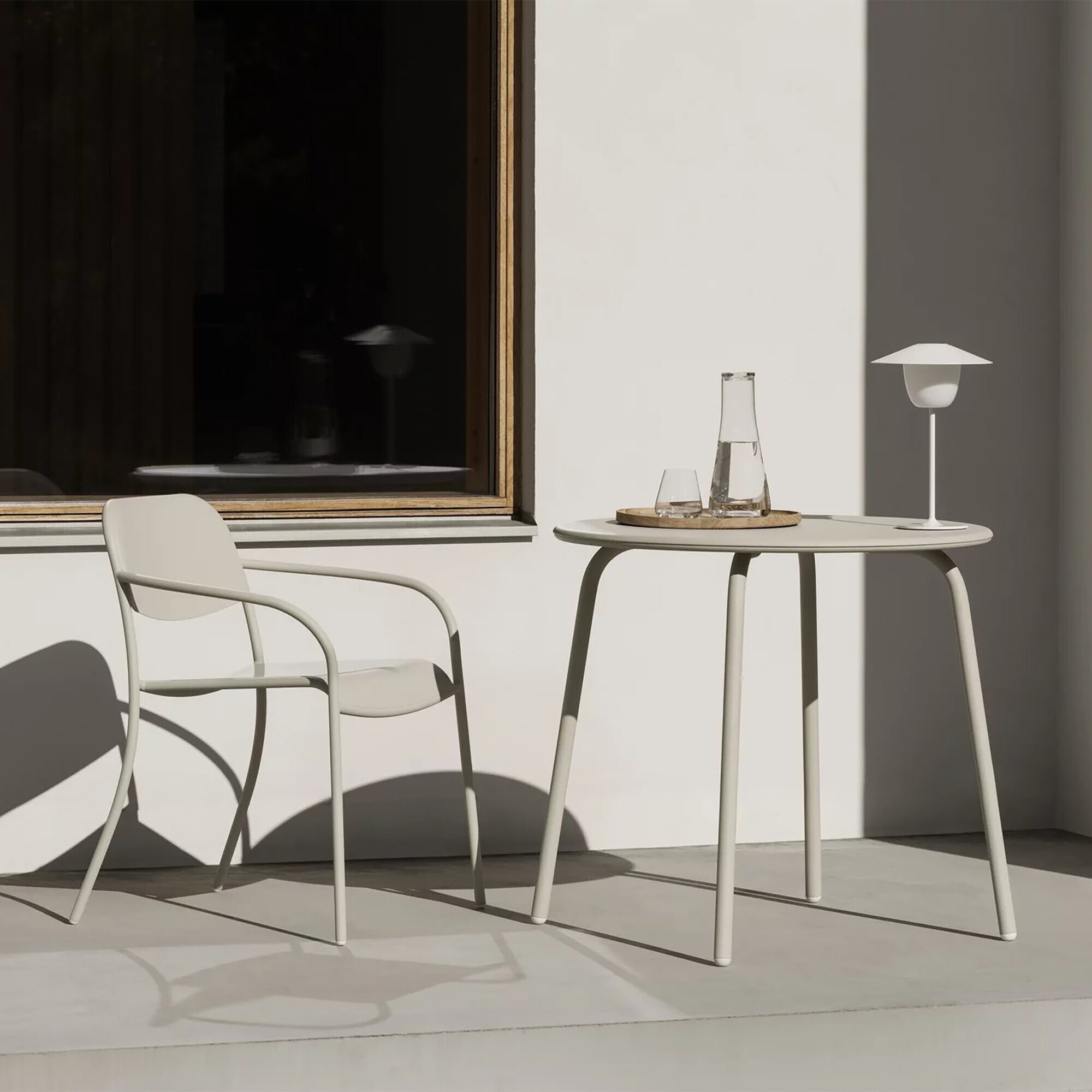 Yua Outdoor Bistro Table