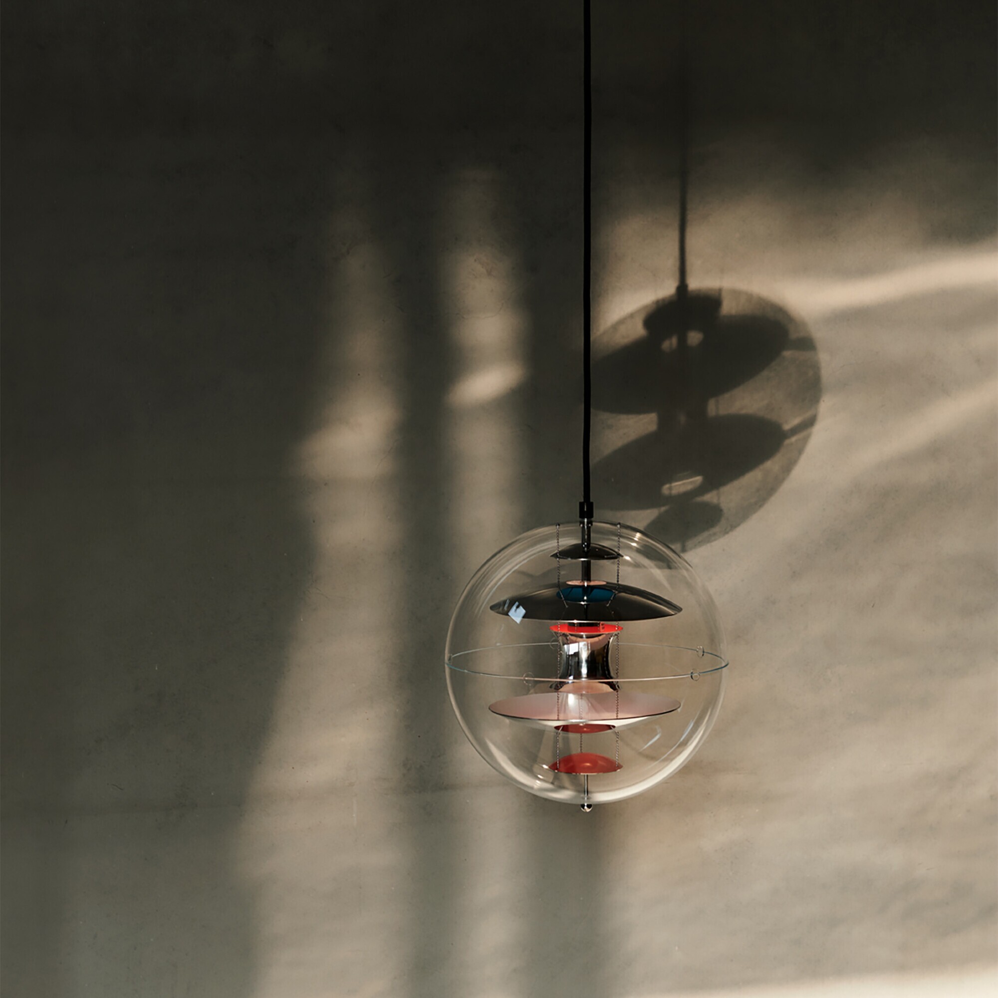 VP Globe Suspension Lamp