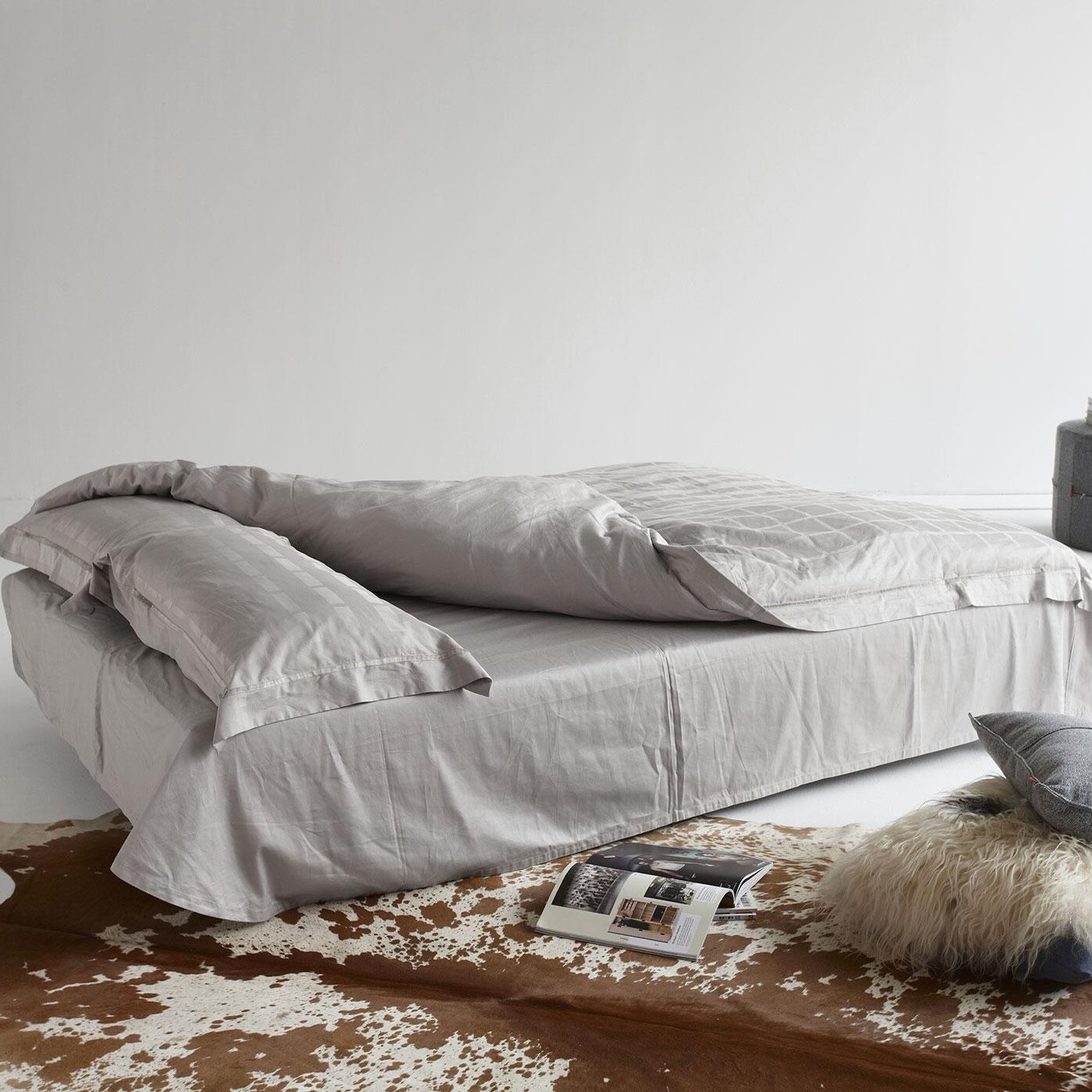 Long Horn Deluxe Excess Sofa Bed 210x114cm