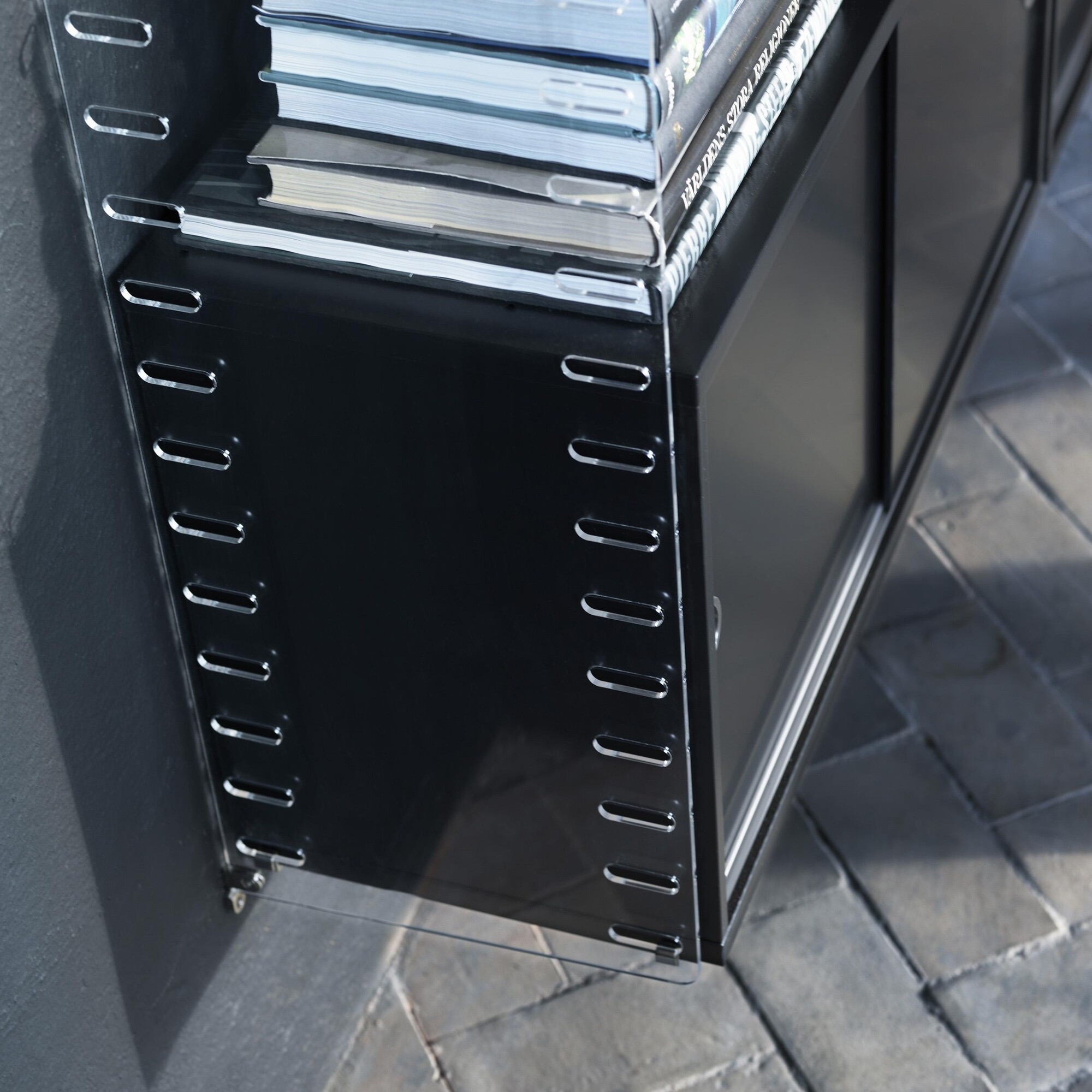 String System Cabinet Depth 30cm