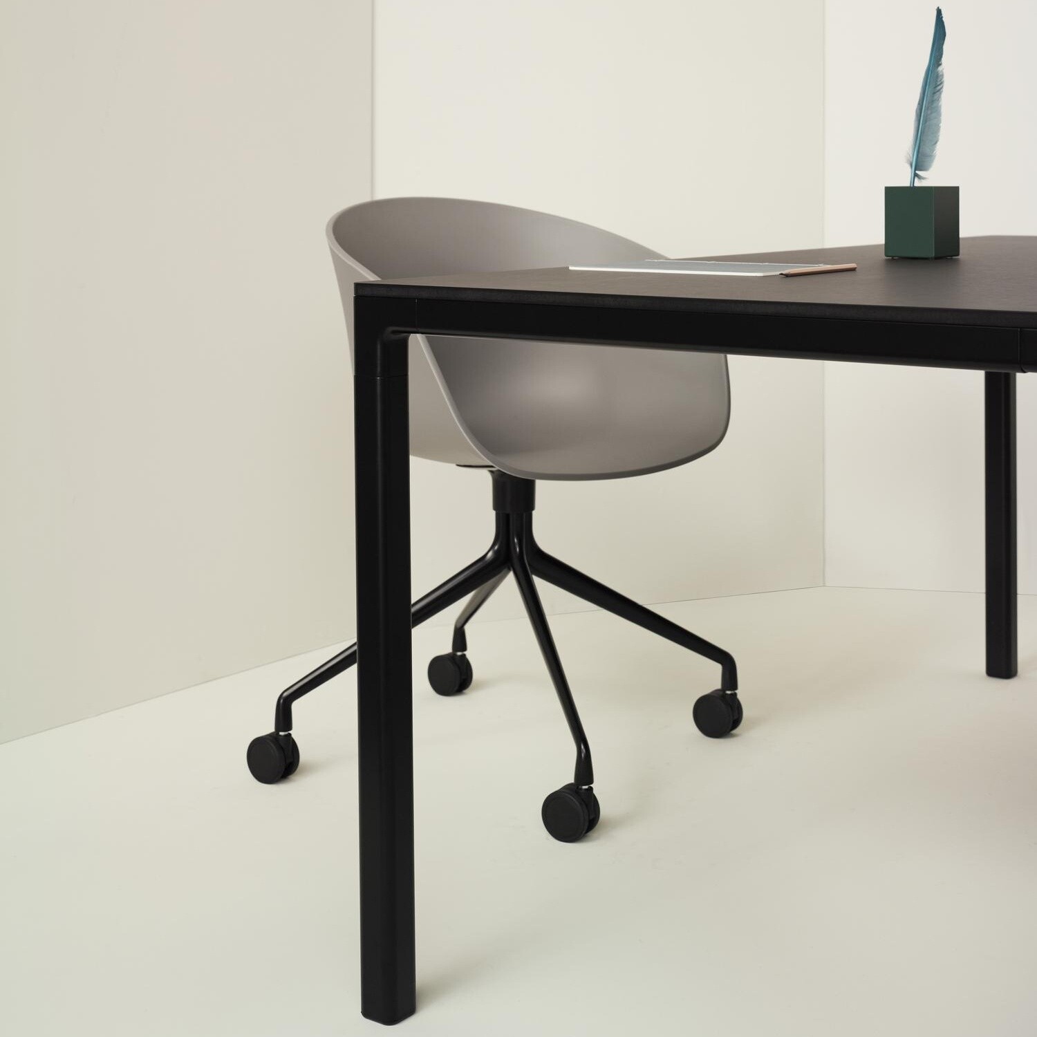 T12 Conference Table Linoleum