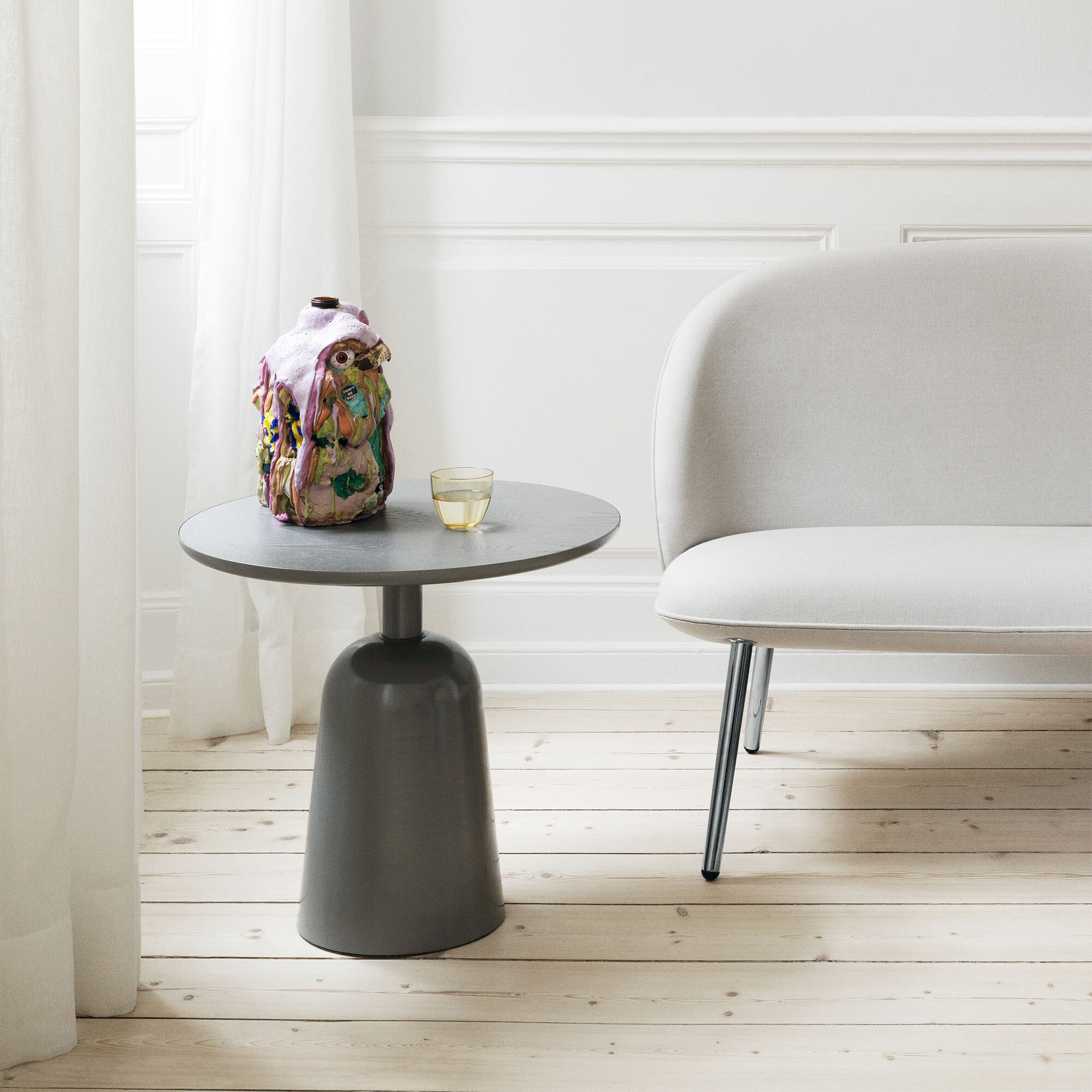 Turn Side Table Marble Adjustable in Height