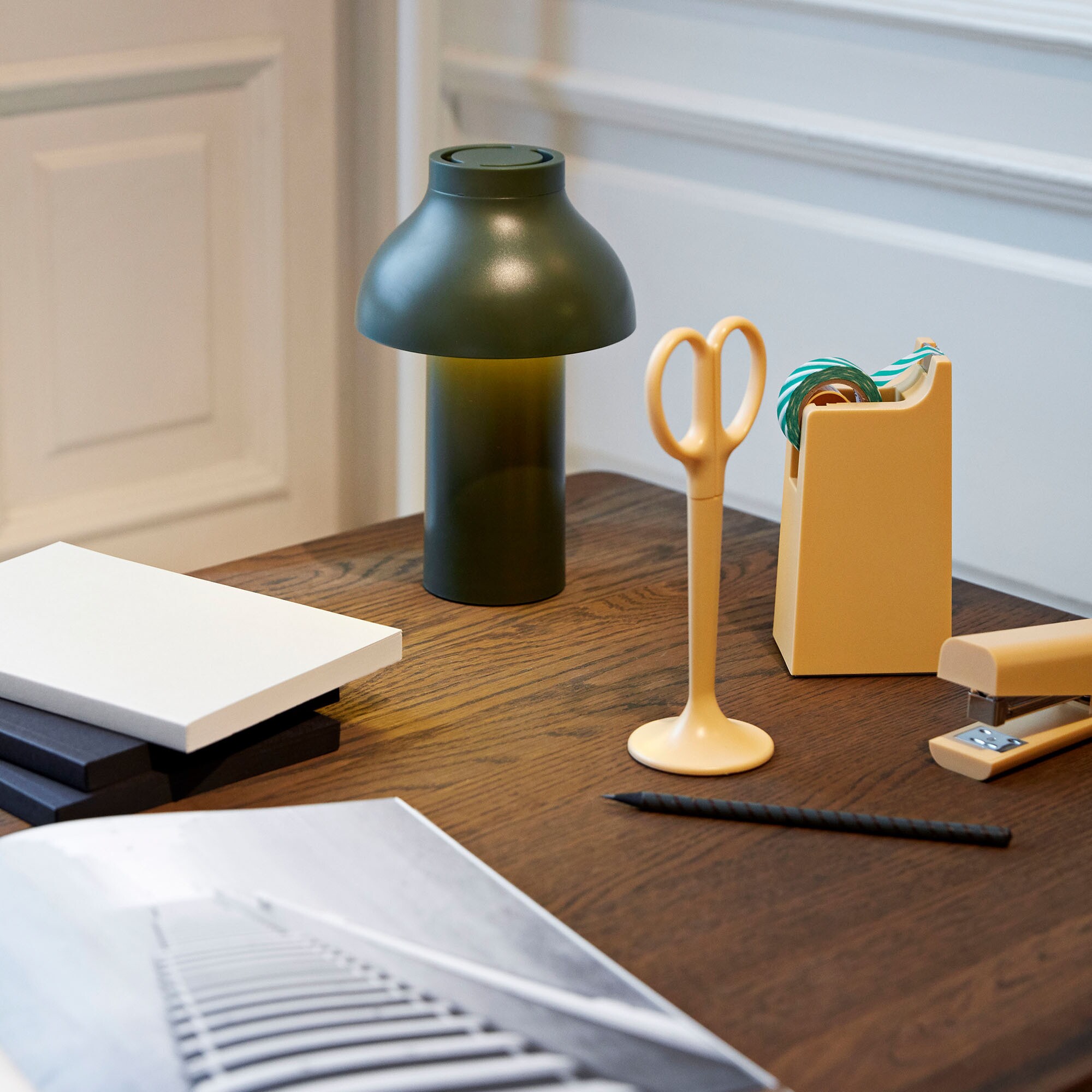 PC Portable Lamp with Battery