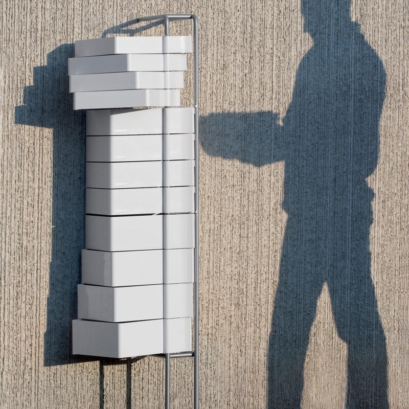 Spinny Drawer Element