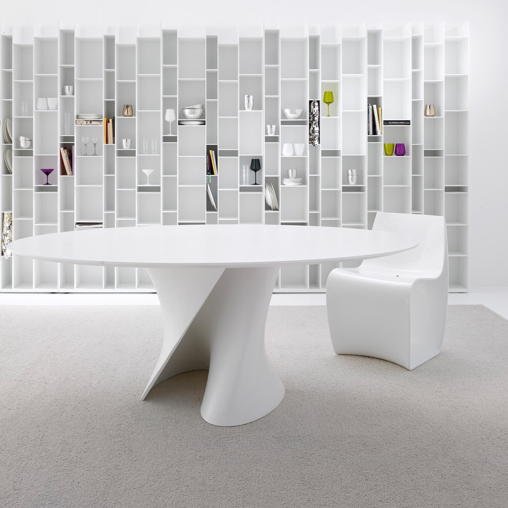 S Table Dining Table White Base