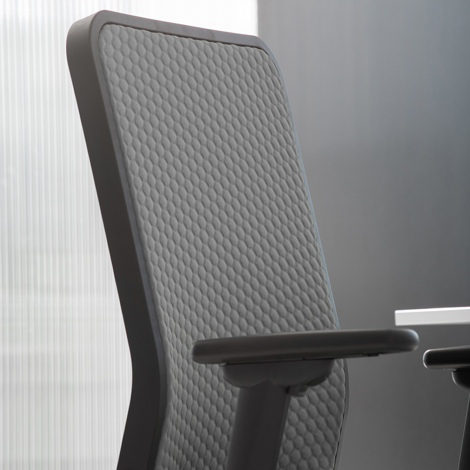 W1C Low Office Chair Backrest Flat Upholstery