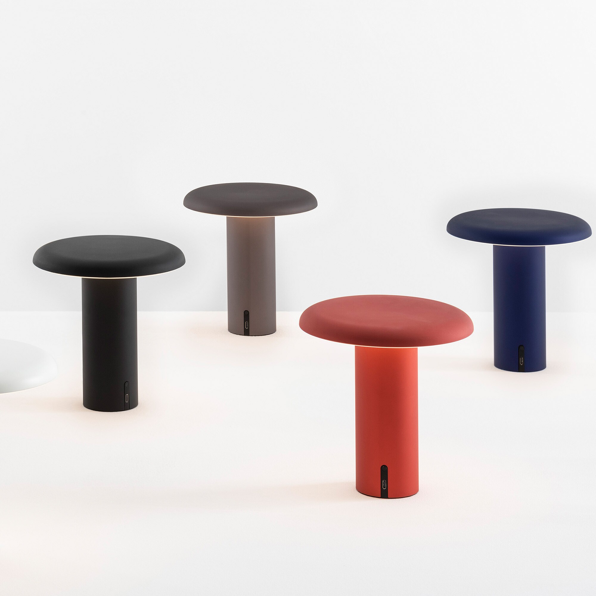 Takku LED Table Lamp With Battery