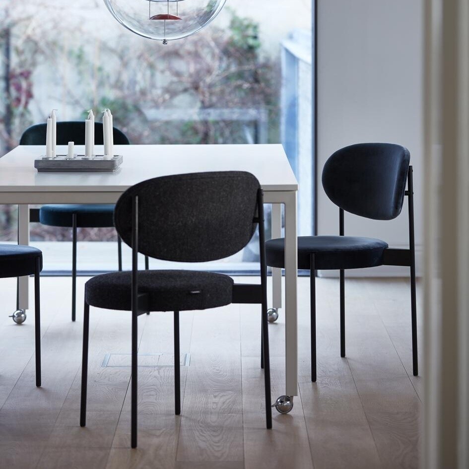 Series 430 Chair Black Base