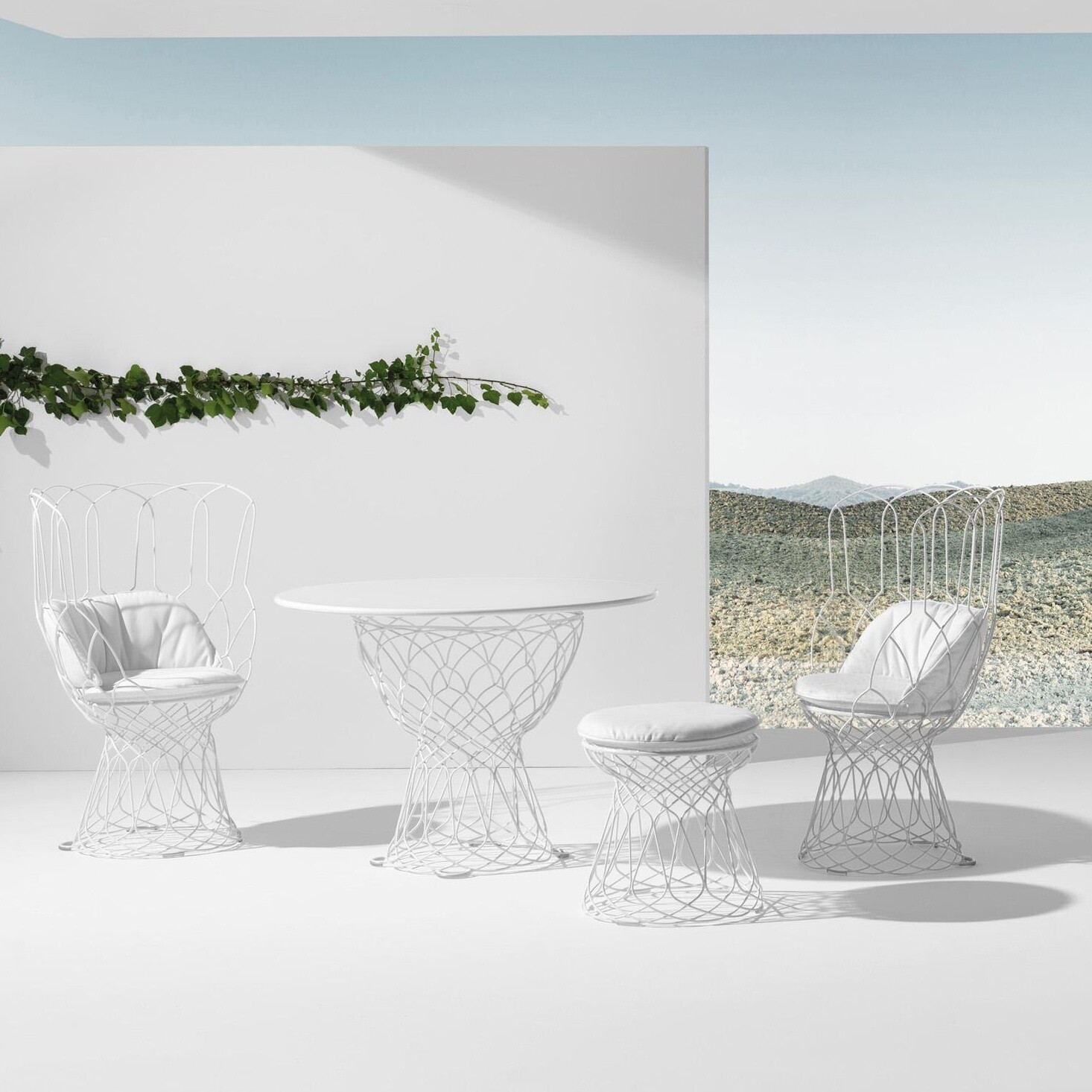 Re-Trouvé Garden Side Table / Stool