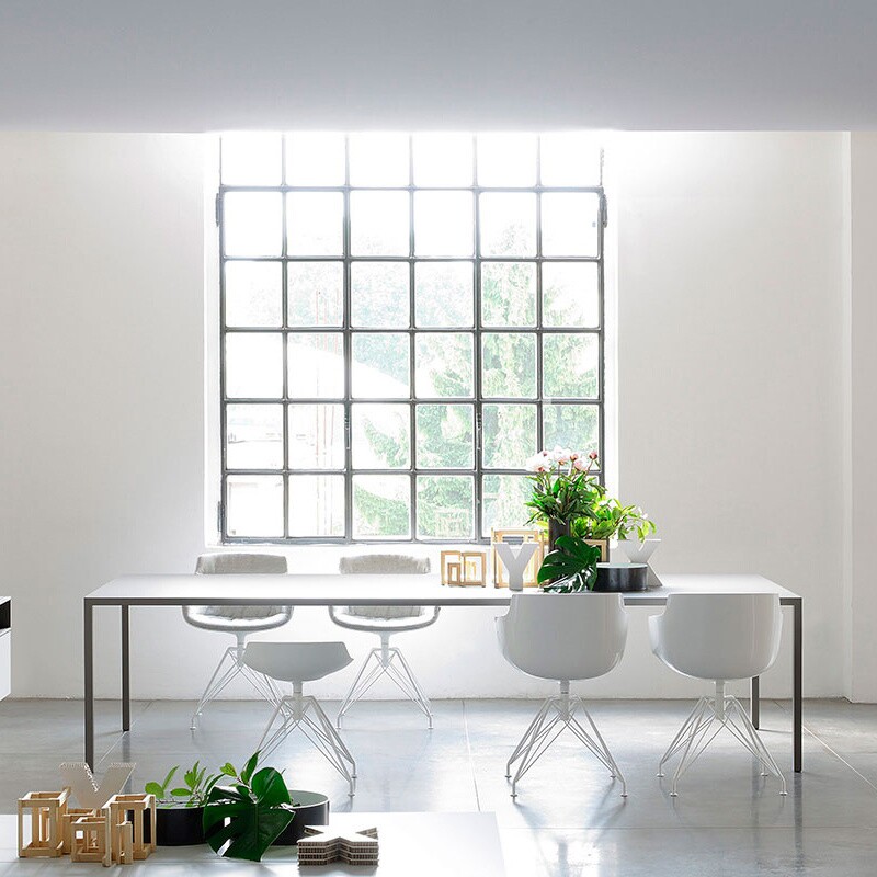 Tense Working Table H 73cm