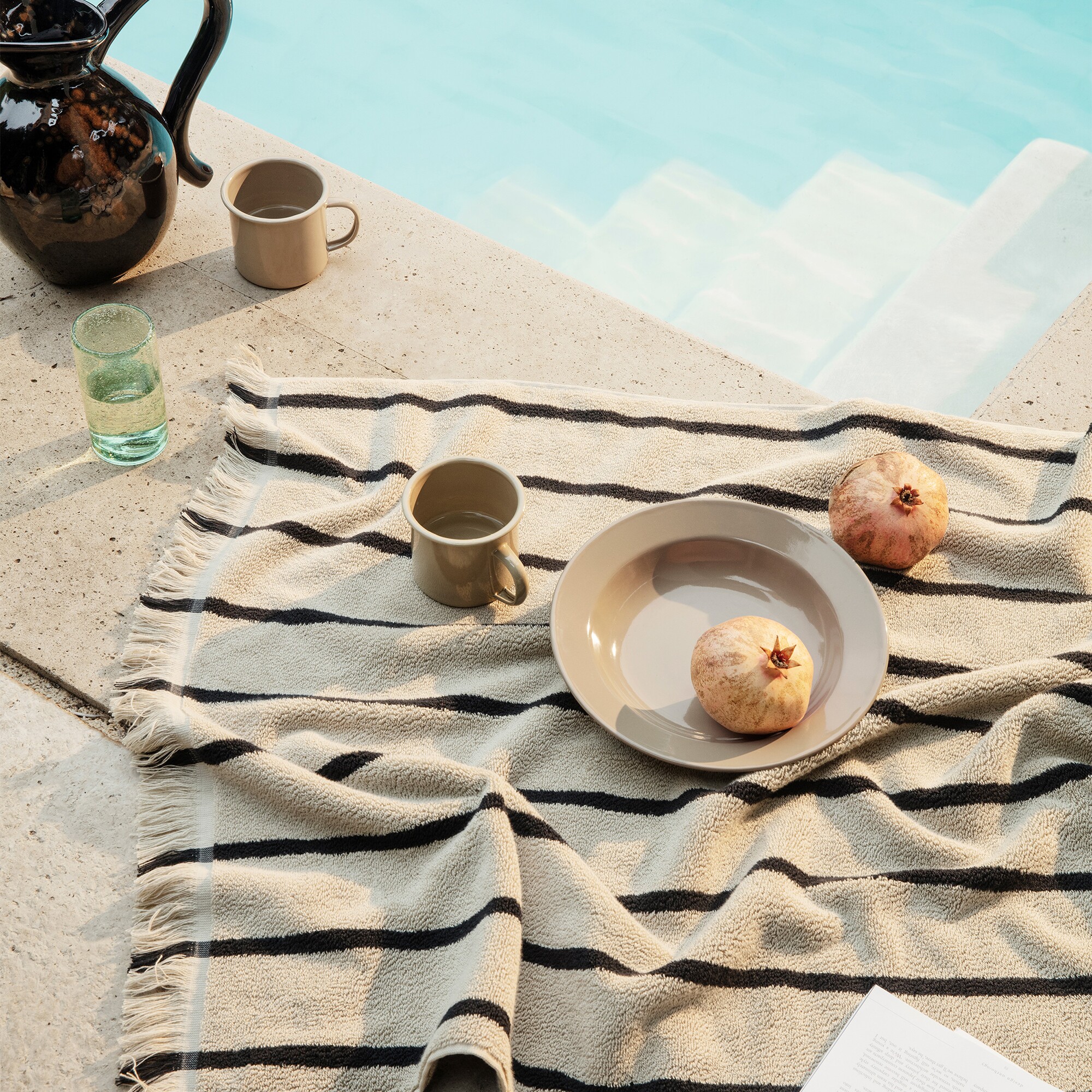 Yard Picnic Tableware Set 8 Piece