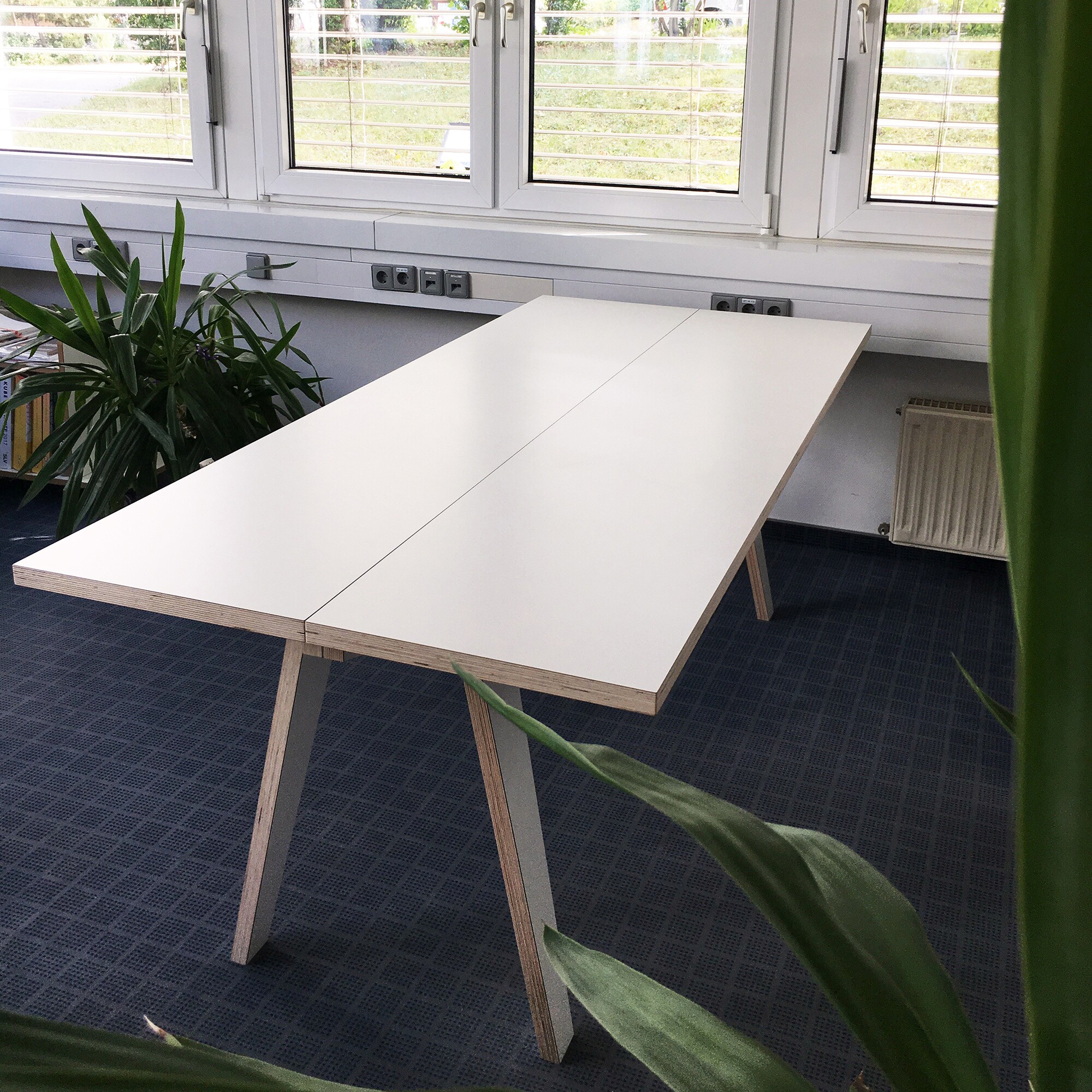 Steck Dinning Table 200x90cm