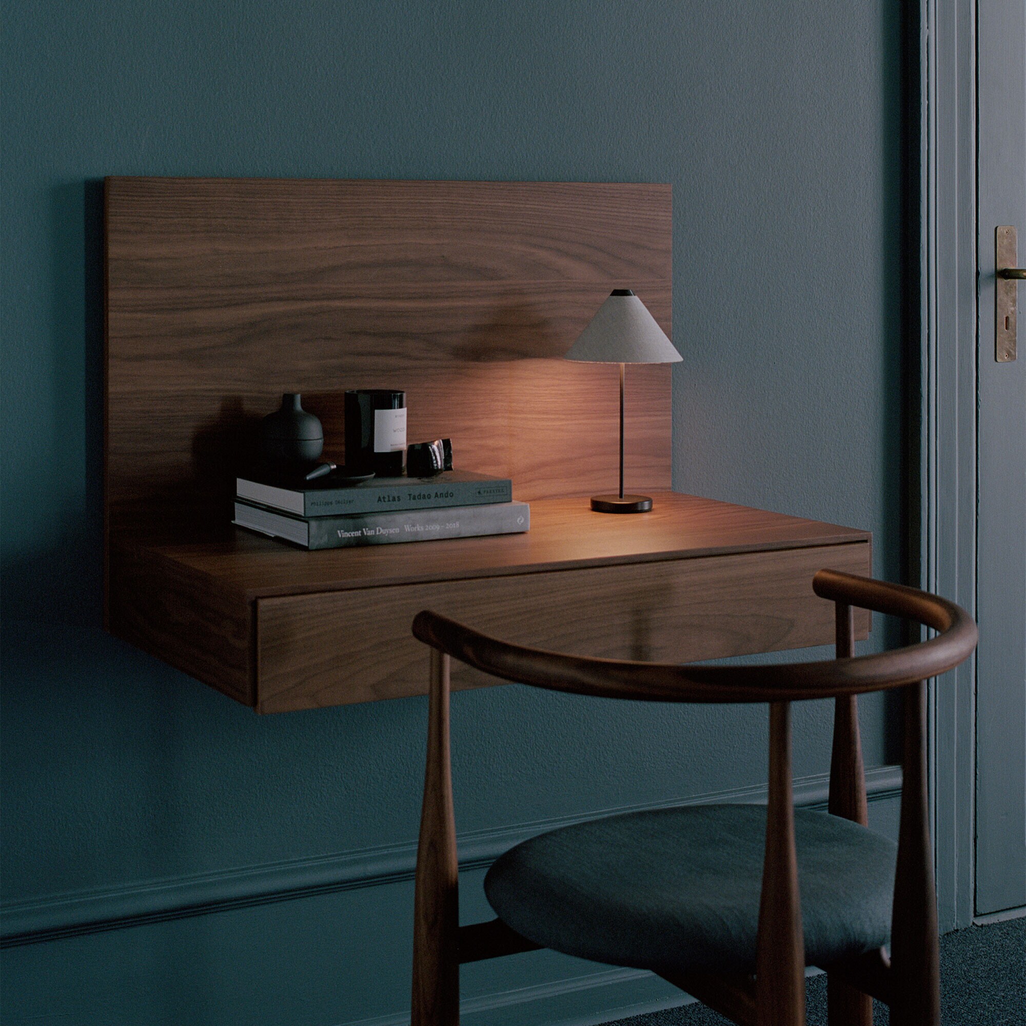 Tana Wall-Mounted Desk