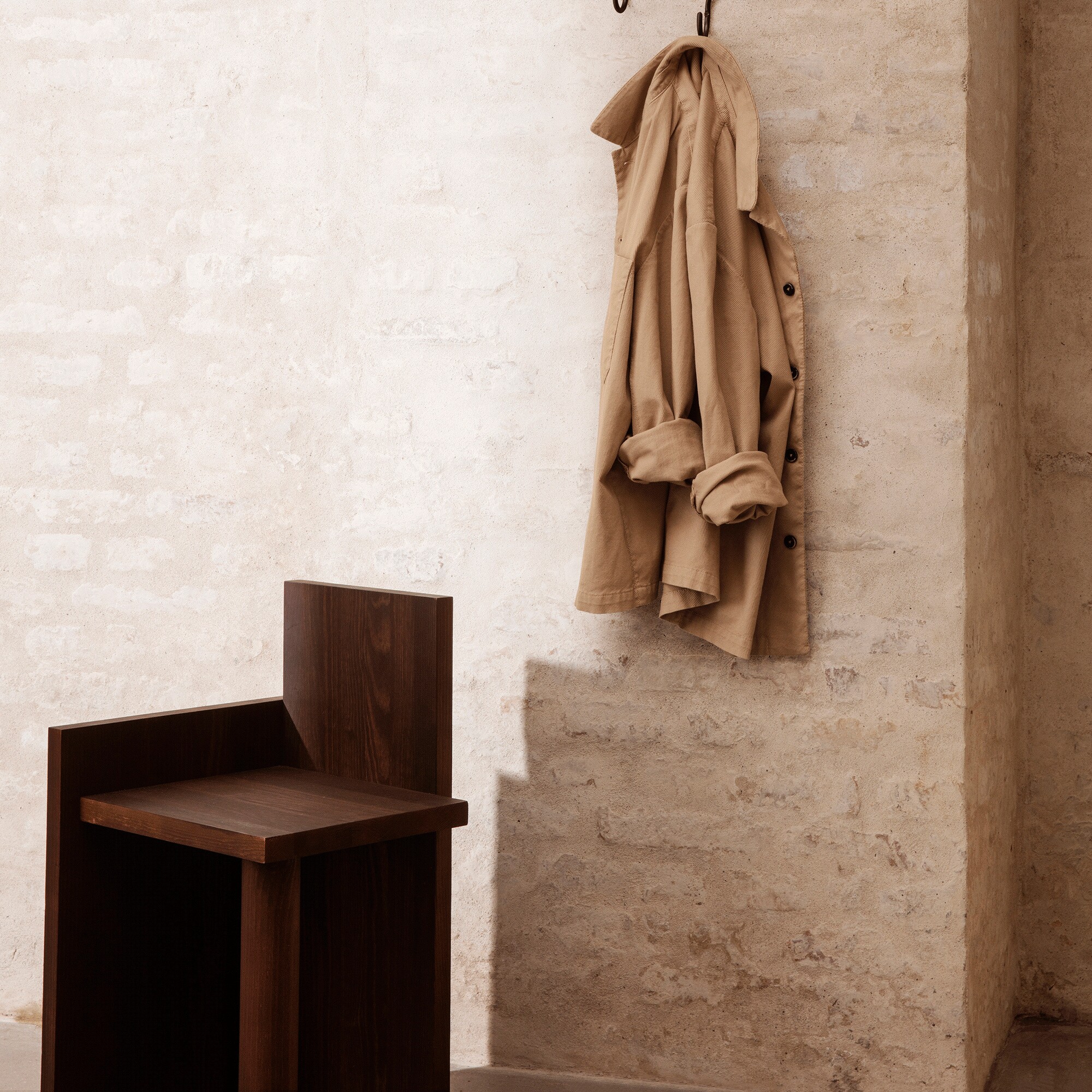 UTA Stool/Side Table