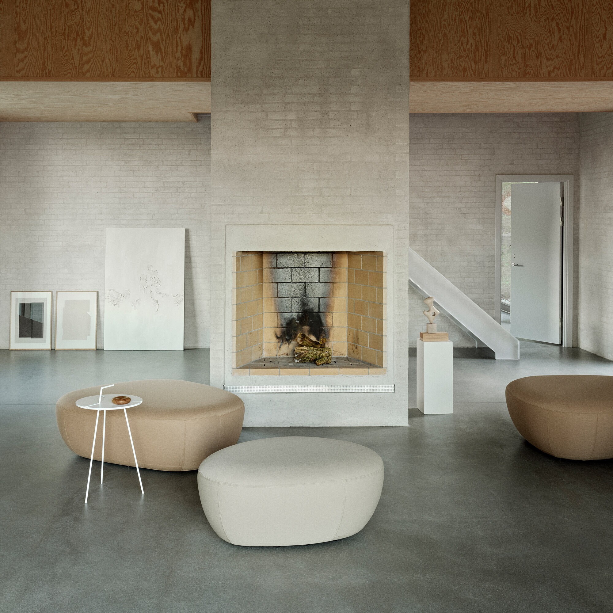 Sisters Pouf with Backrest