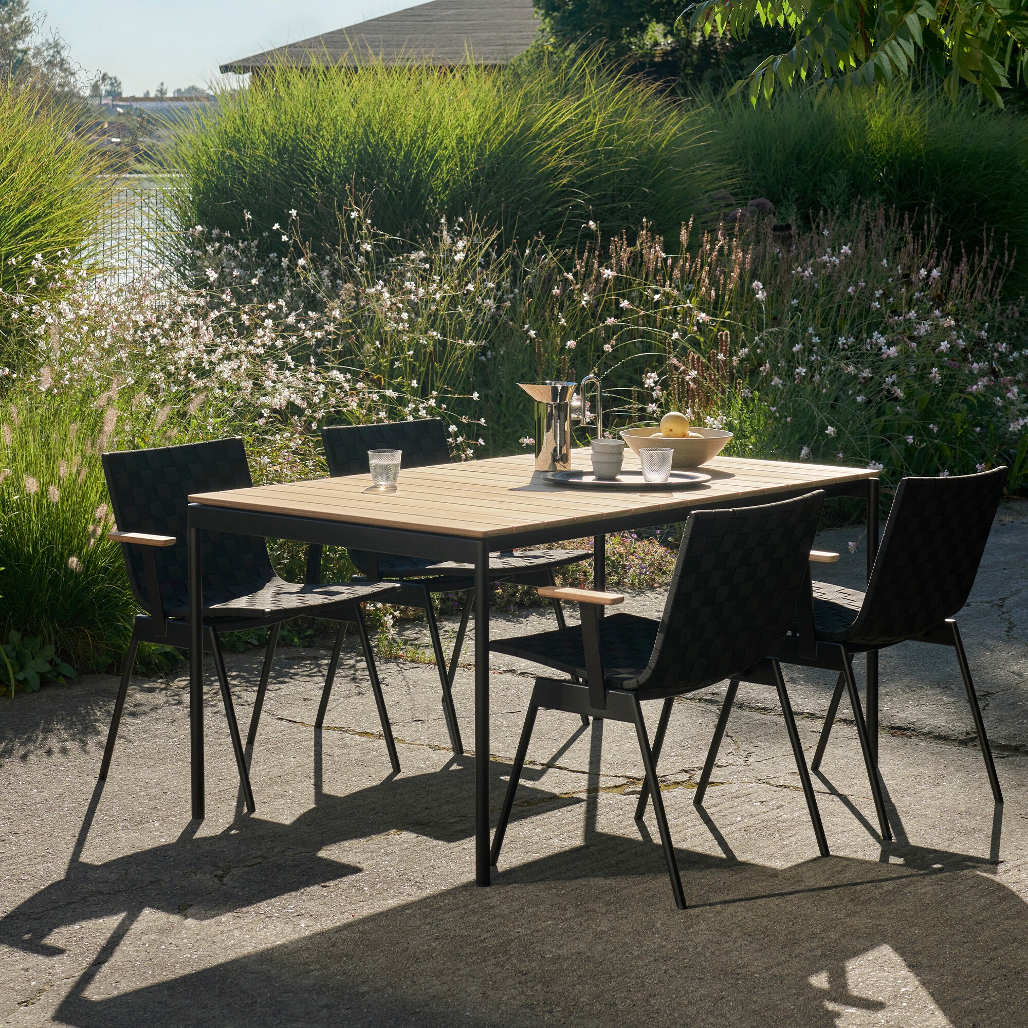 Ville AV34 Garden Armchair