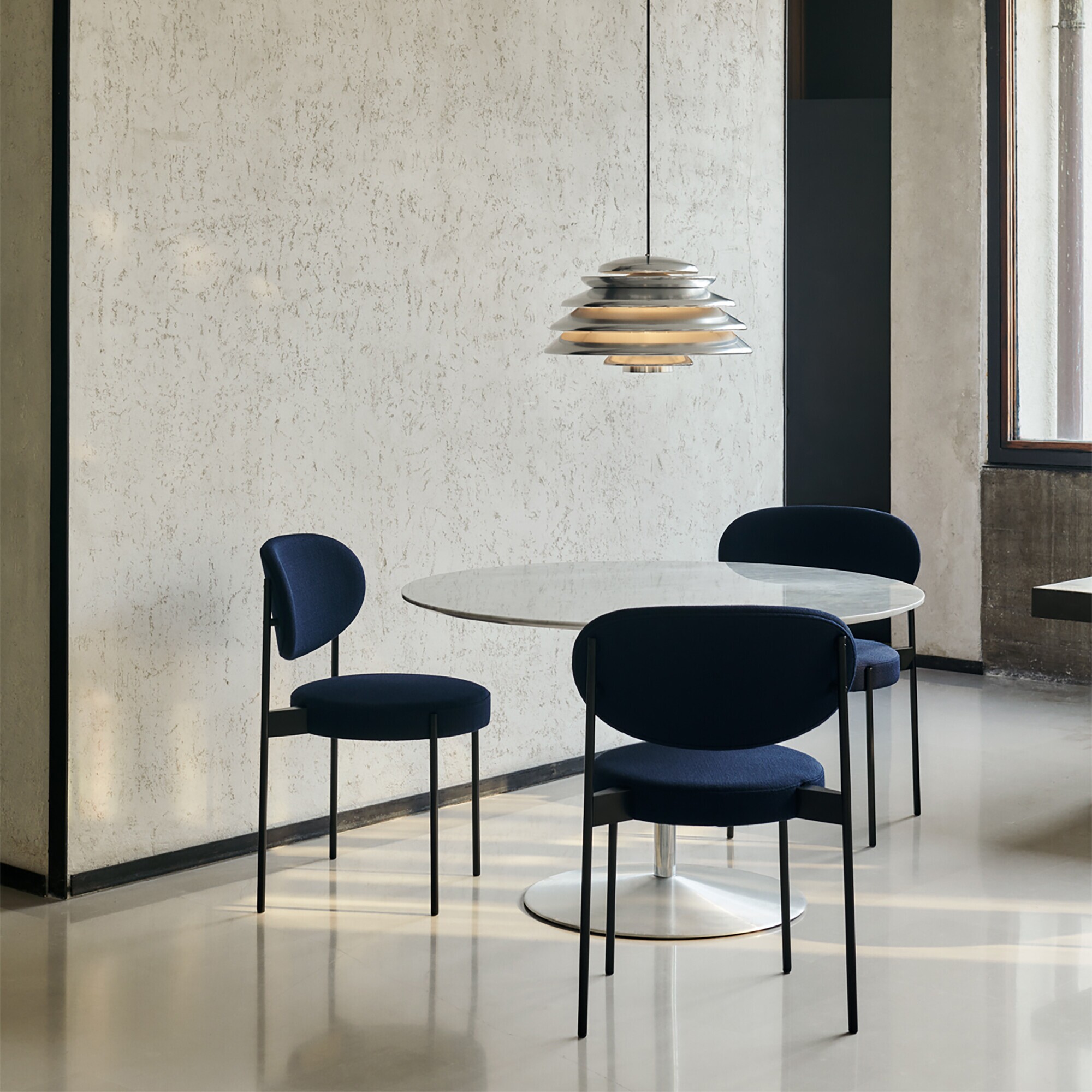 Series 430 Chair Black Base