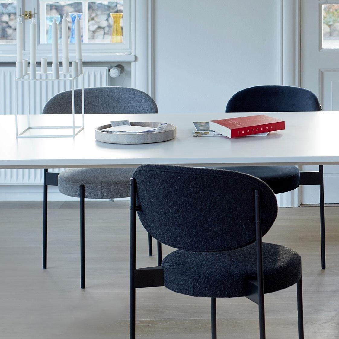 Series 430 Chair Black Base