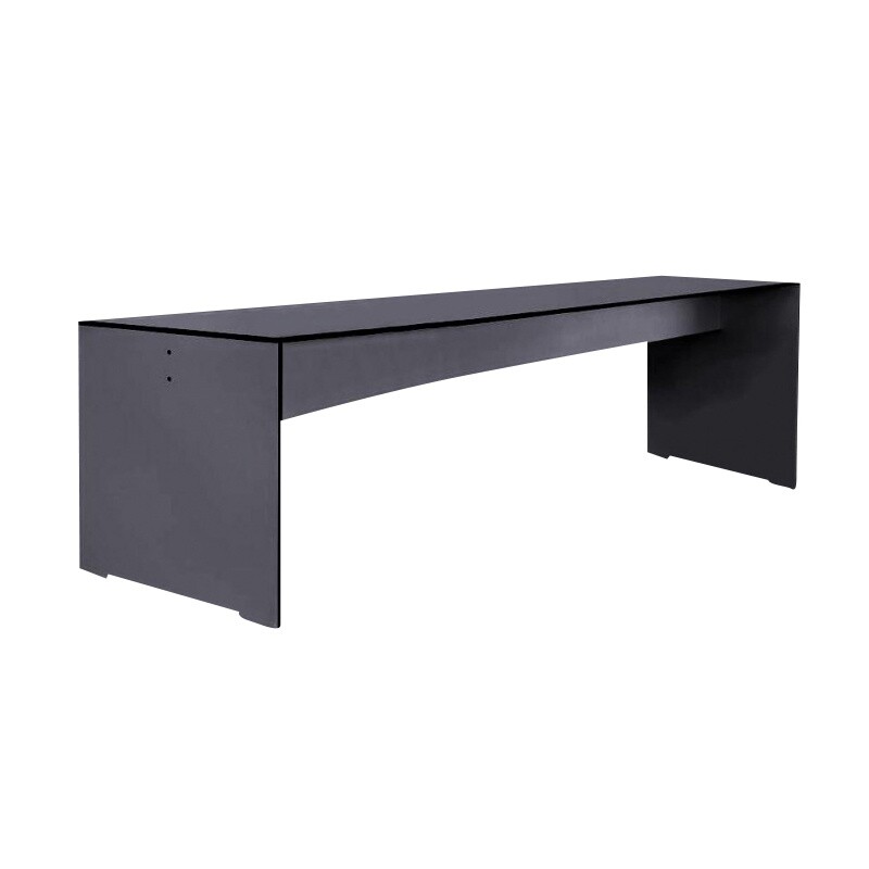 Riva Table