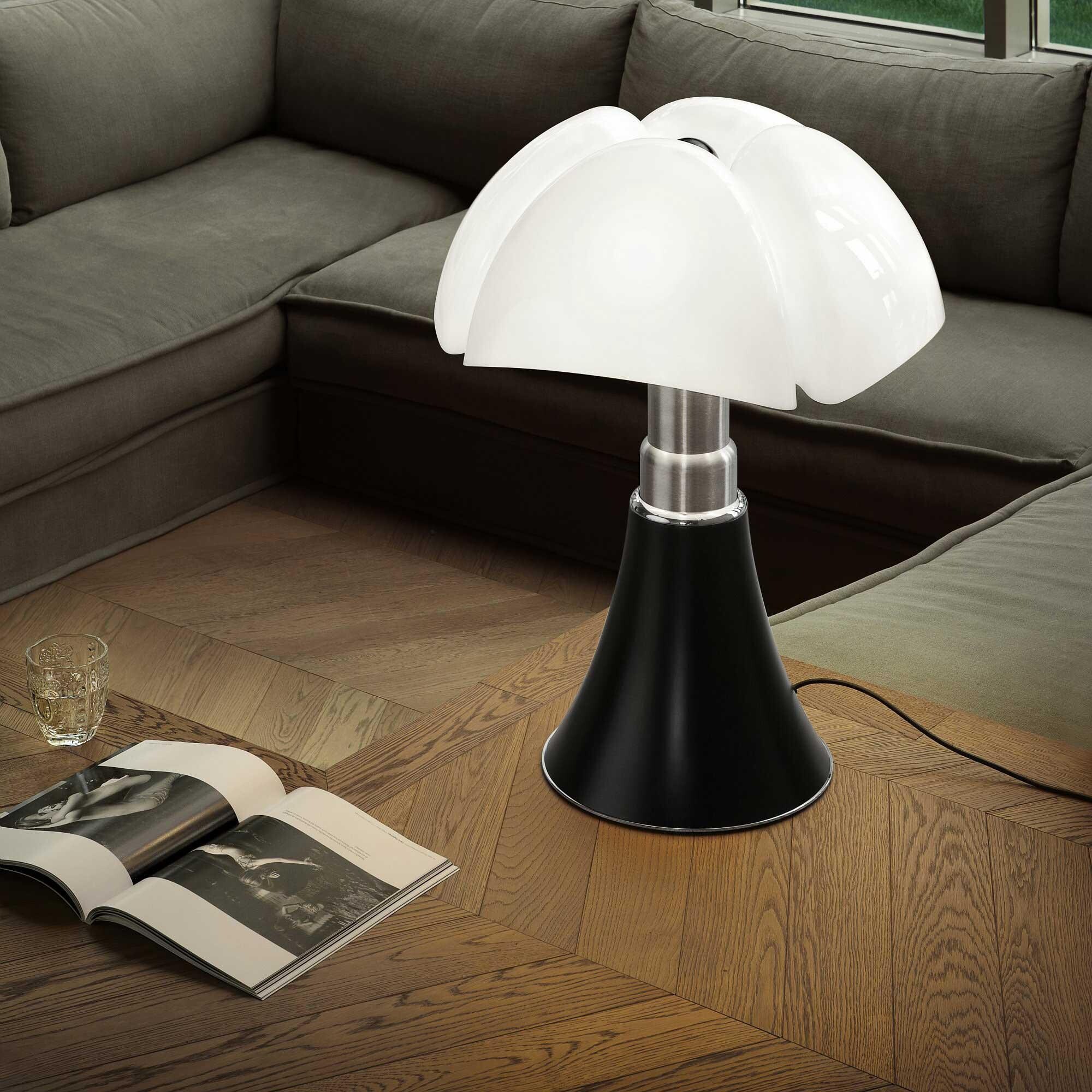 Pipistrello LED Table Lamp dimmable