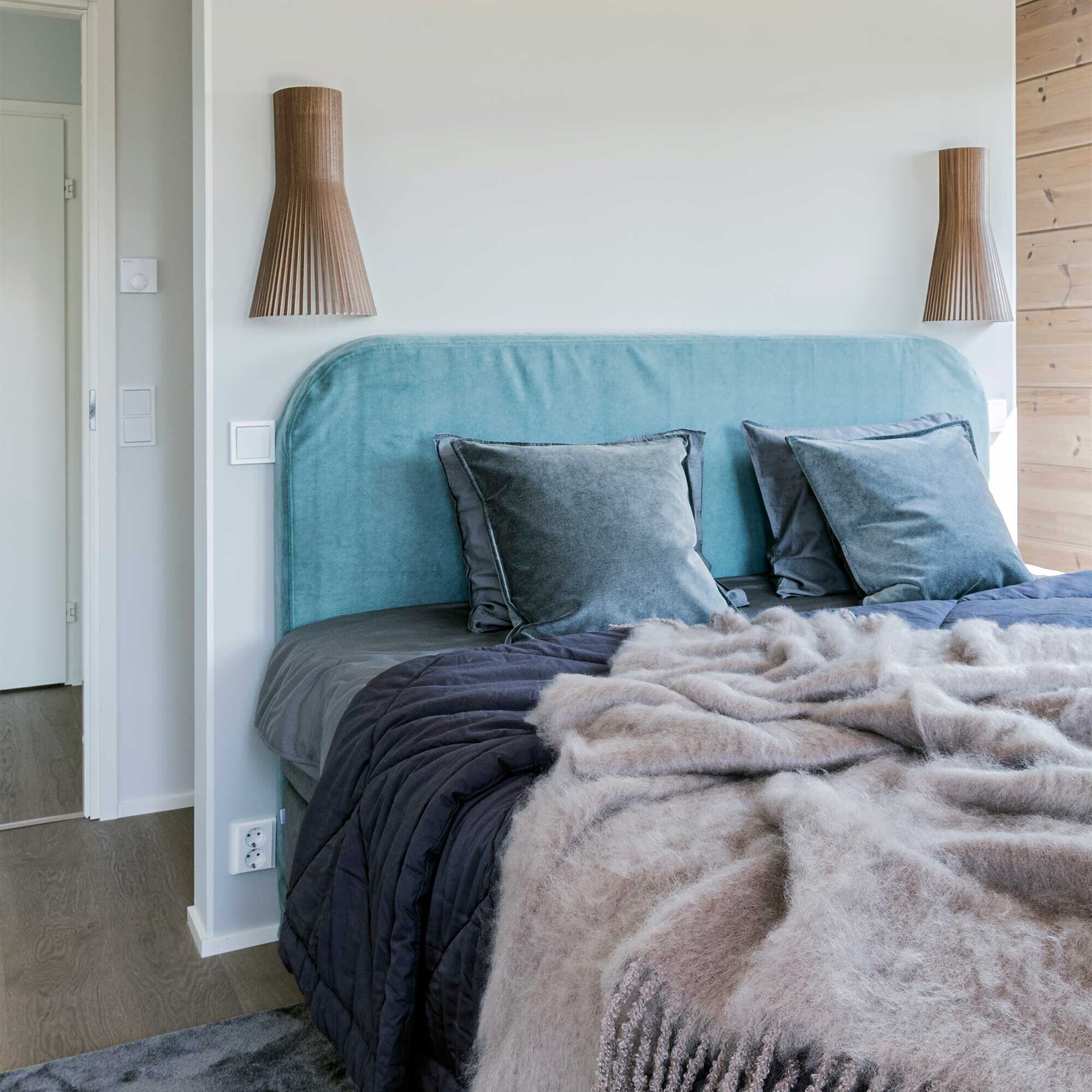 Secto 4231 Wall Lamp