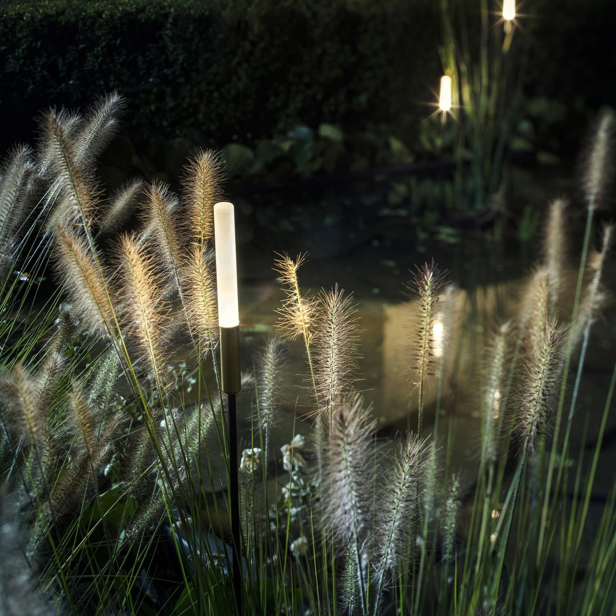 Syphasera Outdoor Standing Lamp Set Of 3