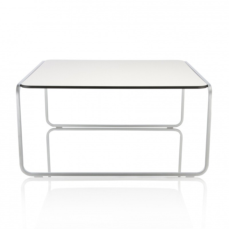 Toé T57 Side Table