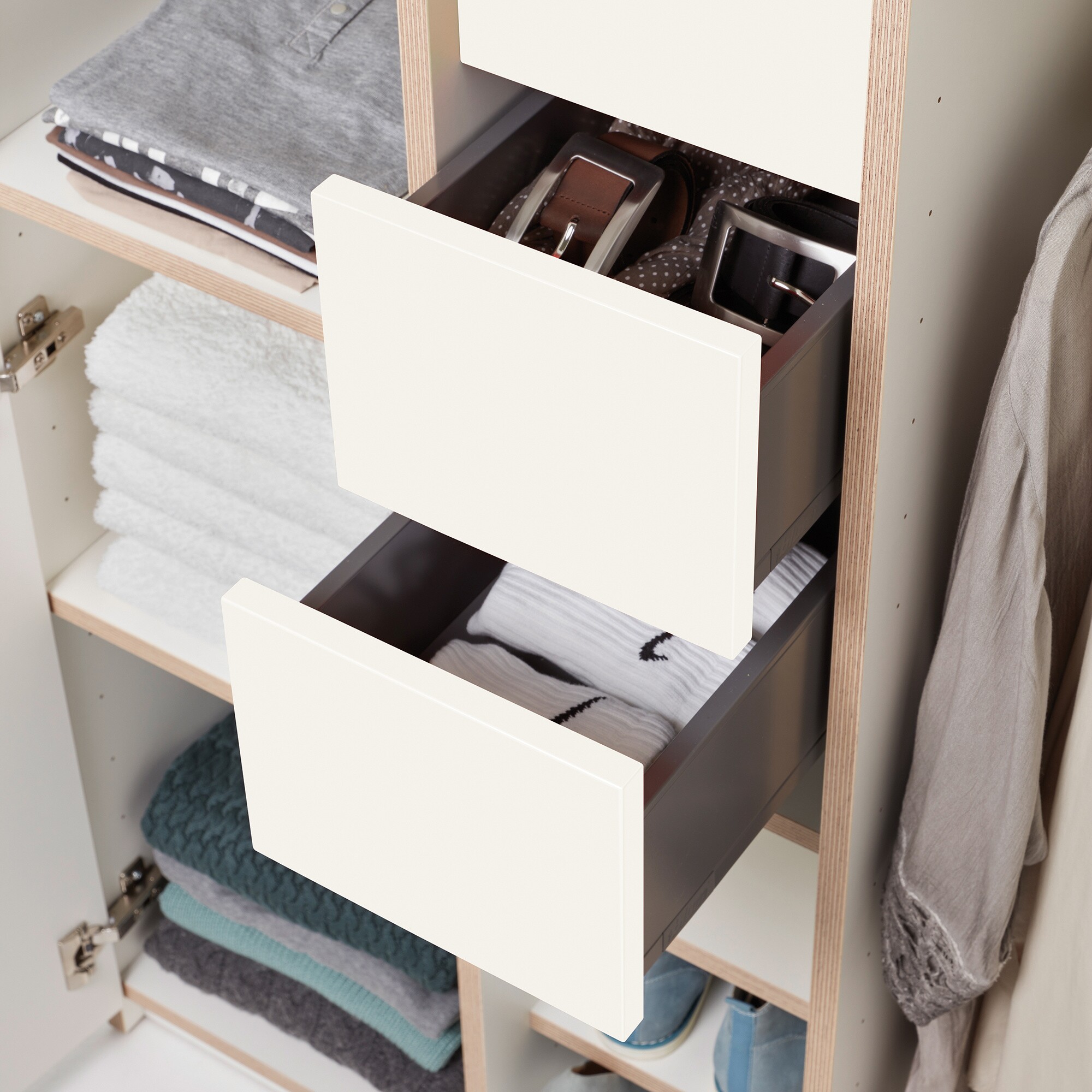 Plane Wardrobe Configuration 6