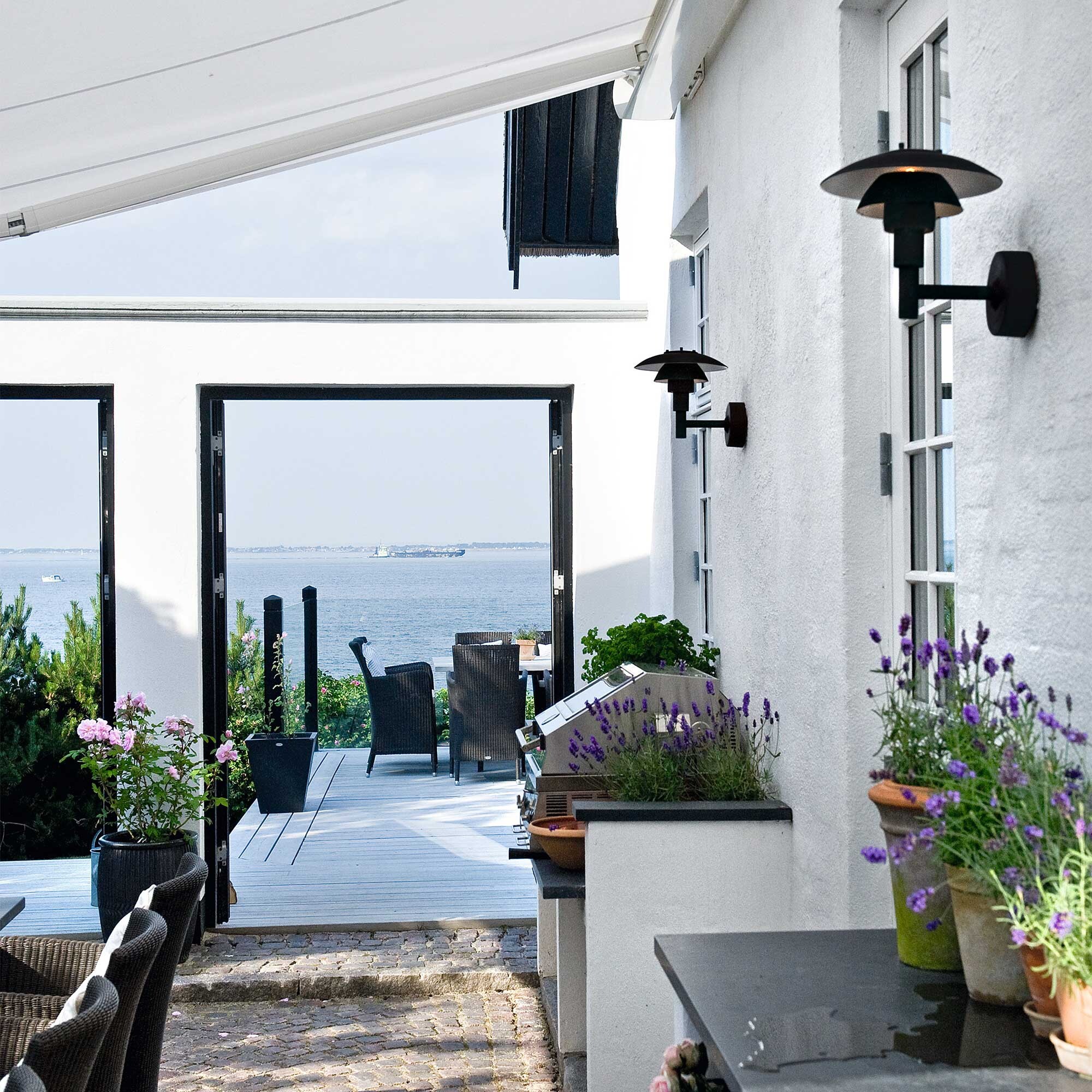 PH 3 - 2 1/2 Outdoor Wall Lamp