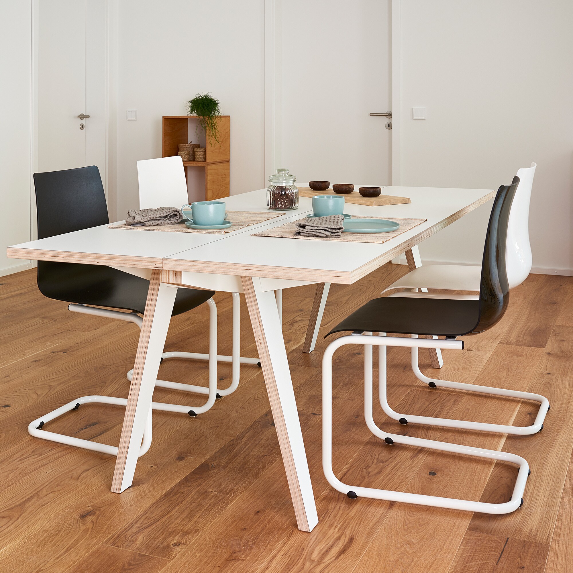 Steck Dinning Table 200x90cm