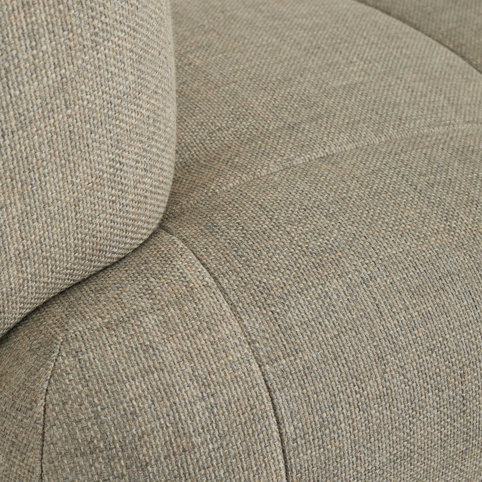 Quilton Lift 2 Seater Sofa