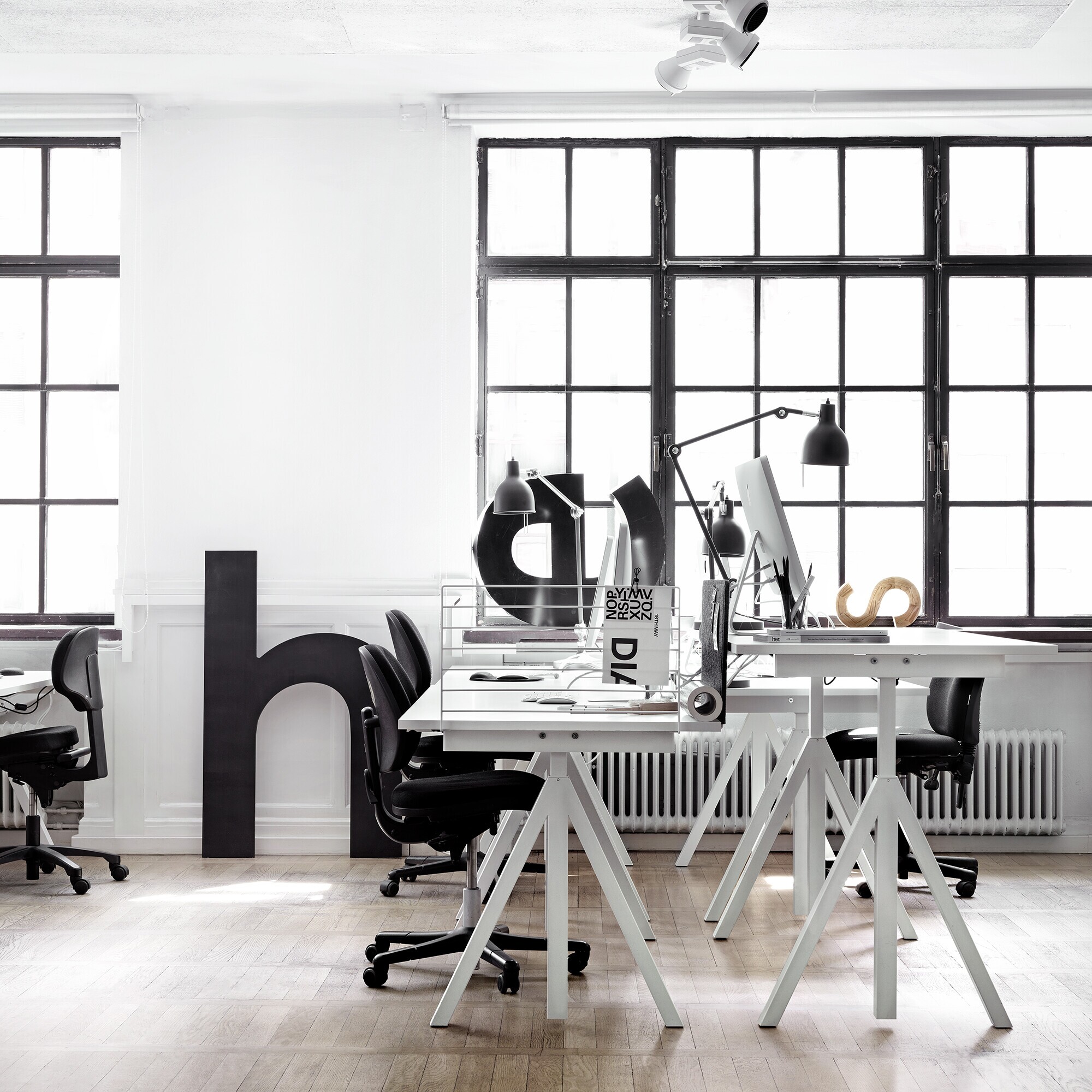 String Works Desk Height Adjustable White Frame