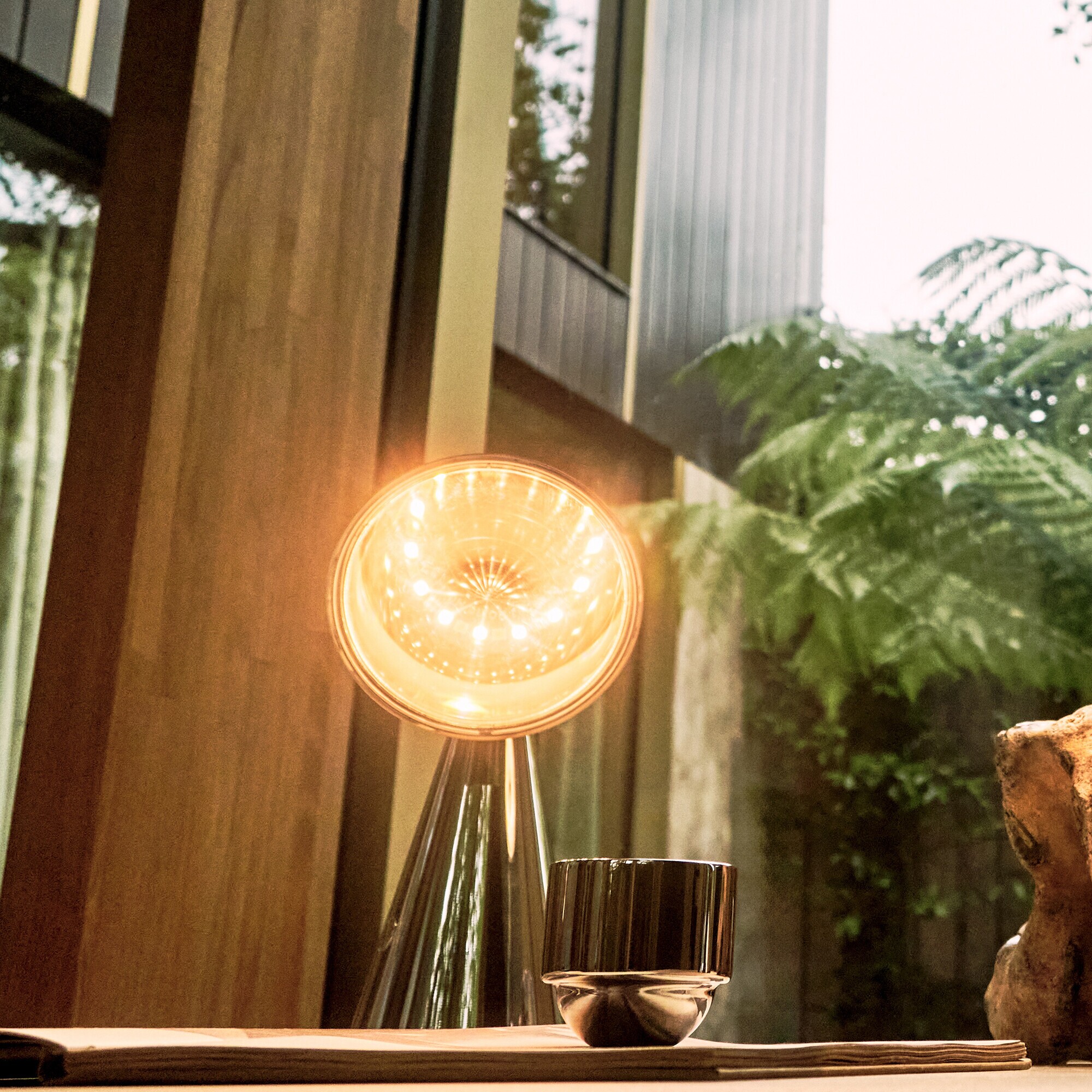 Pose LED Table Lamp with Battery