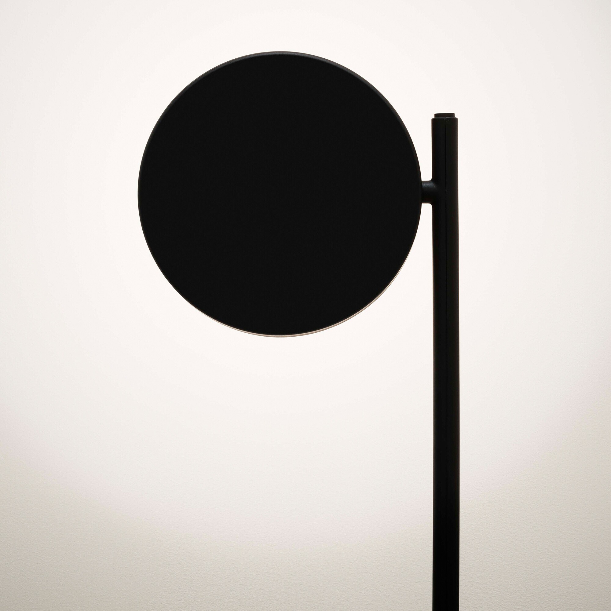 w182 Pastille b2 LED Table Lamp