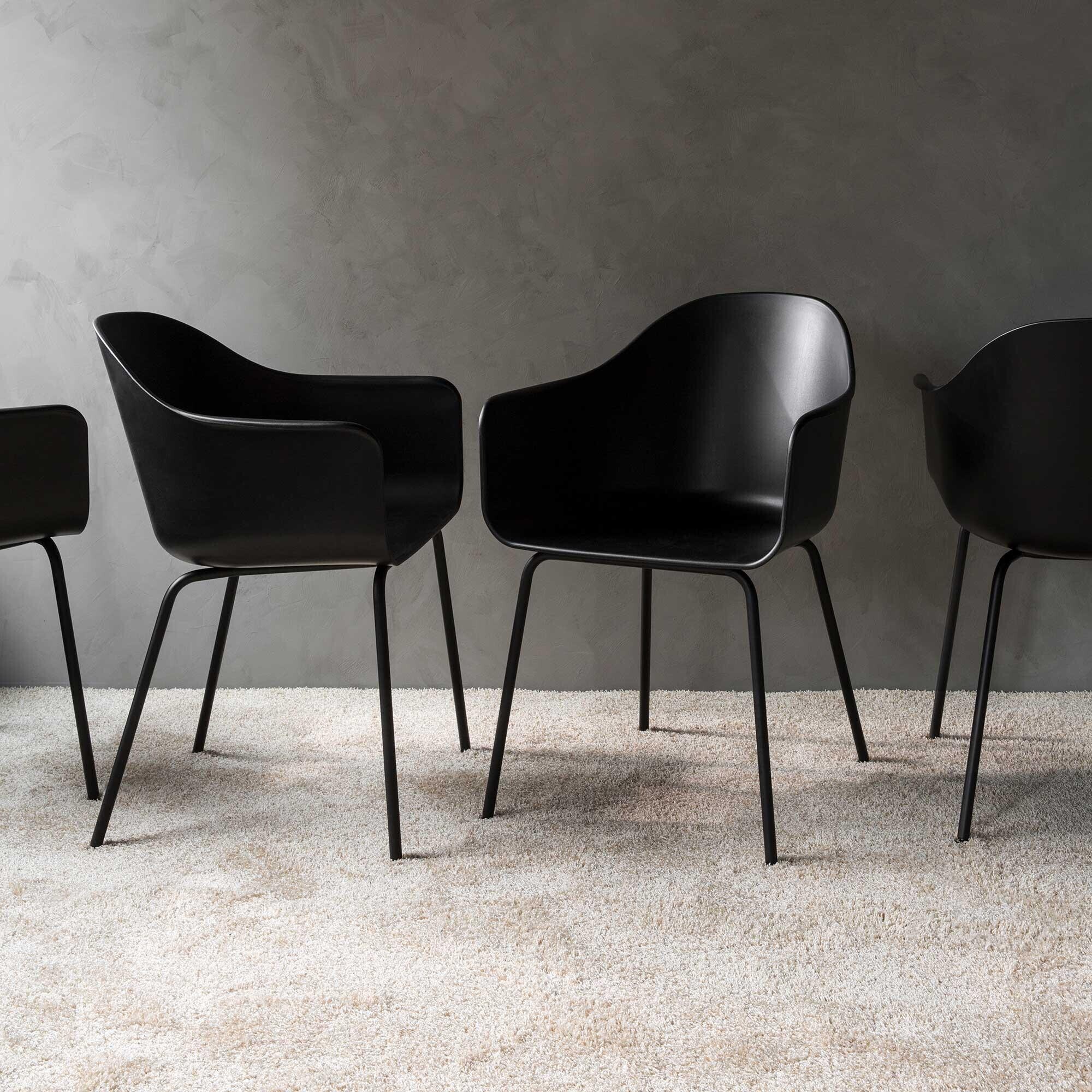 Promotion Set Harbour Armchair With Black Steel Base + Fur