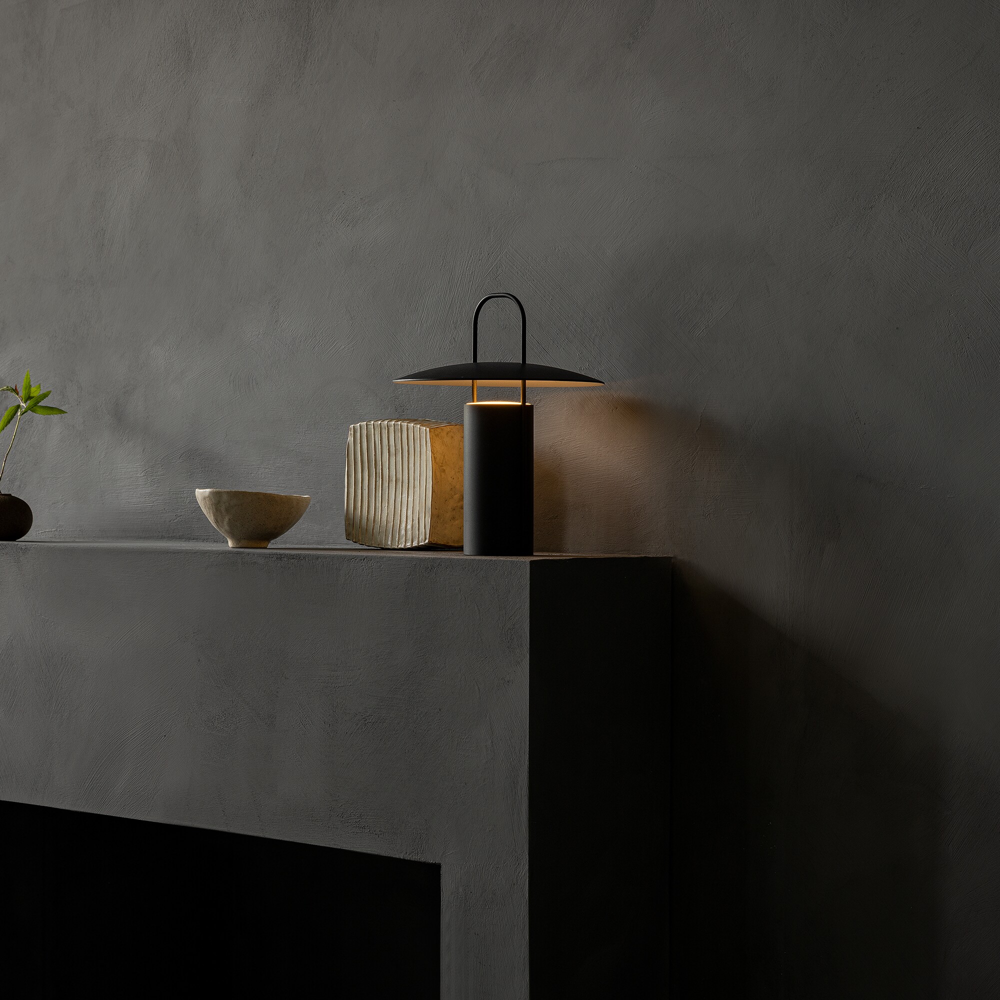 Ray LED Table Lamp With Battery