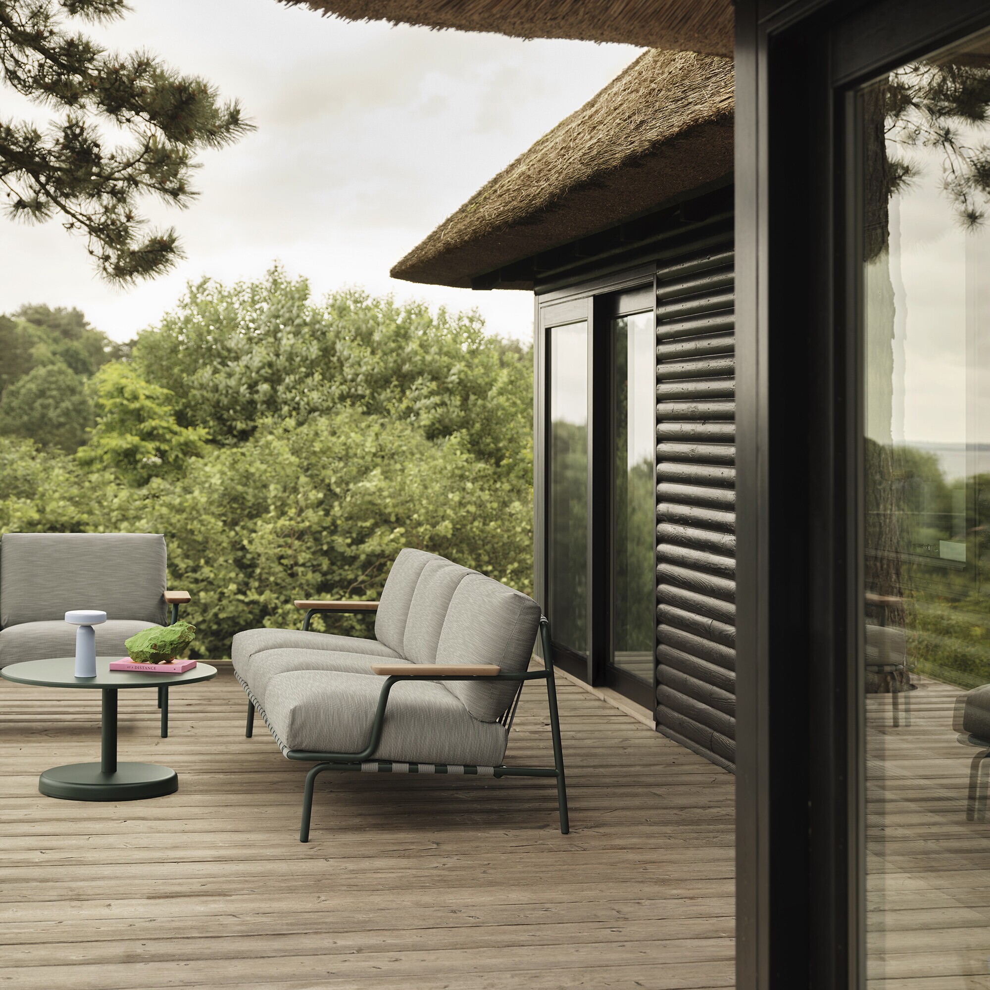 Settle Outdoor 3-Seater Sofa