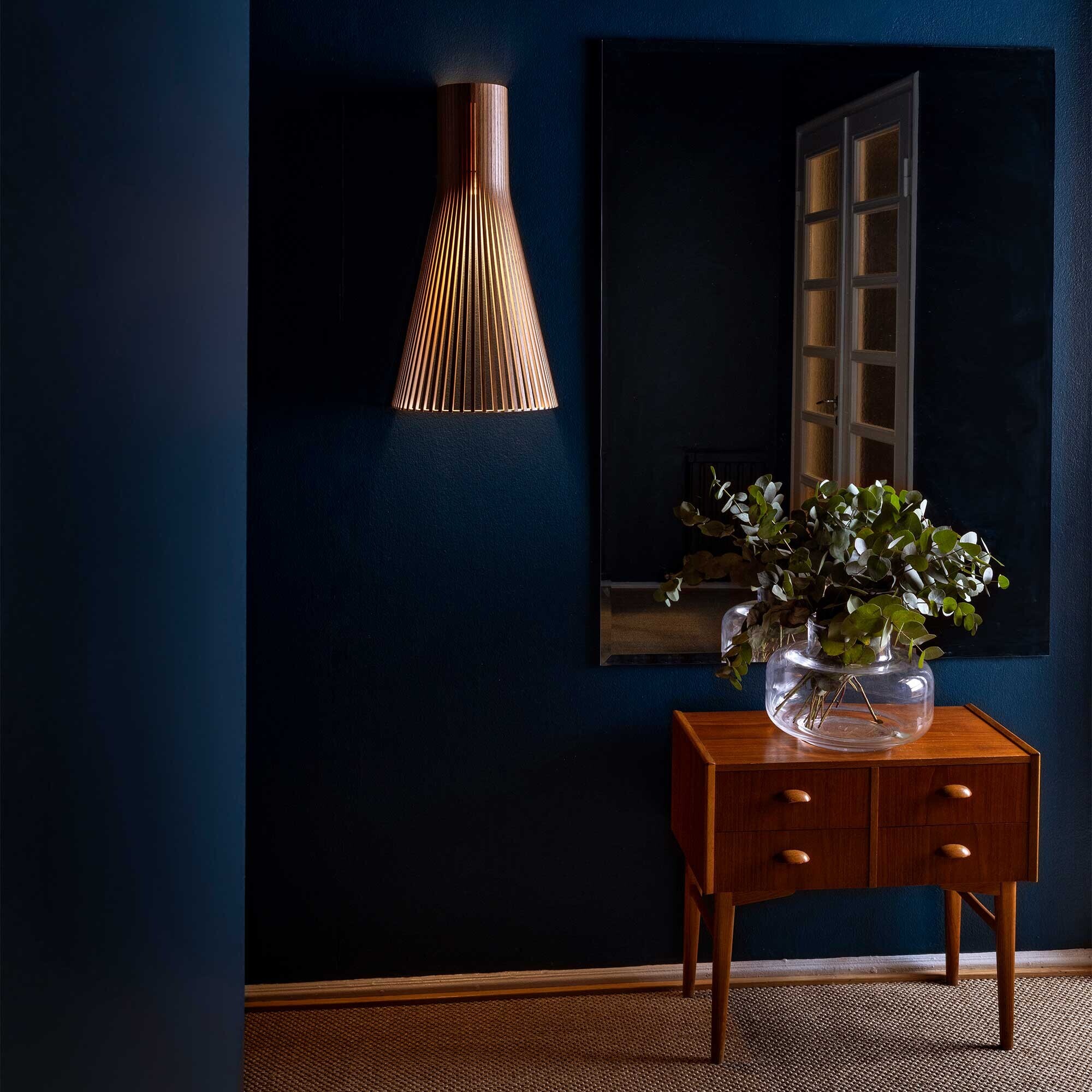 Secto 4230 Wall Lamp