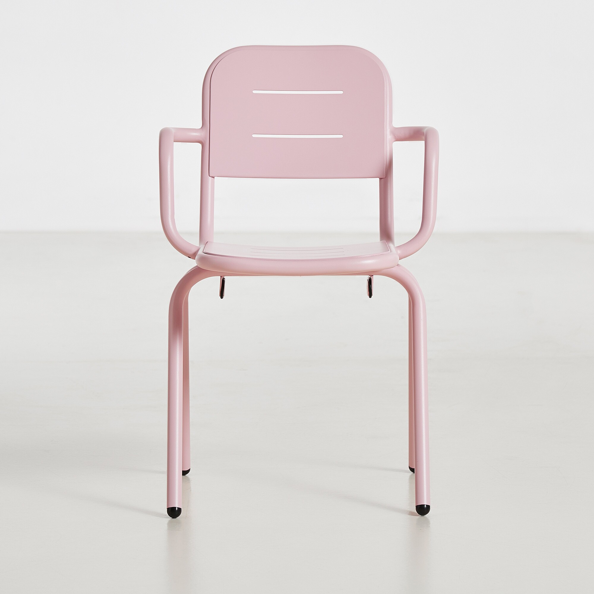 Ray Outdoor Armchair