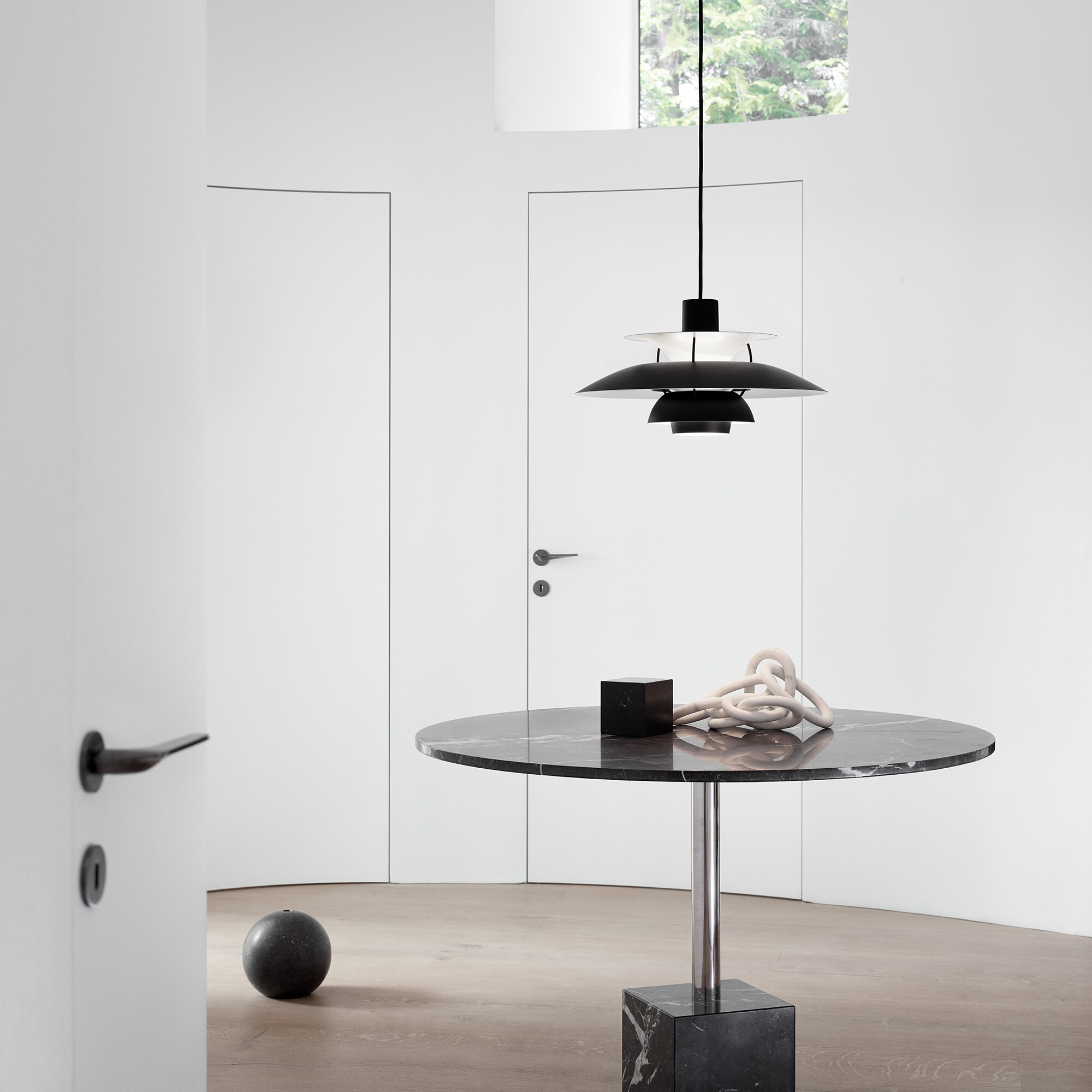 PH 5 Monochrome Suspension Lamp