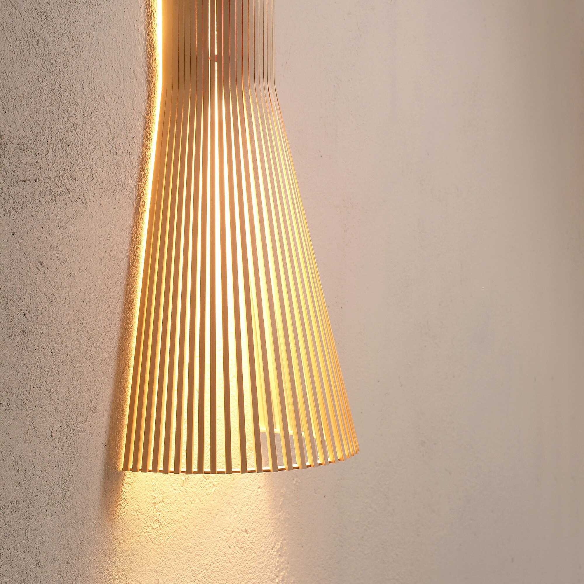 Secto 4230 Wall Lamp