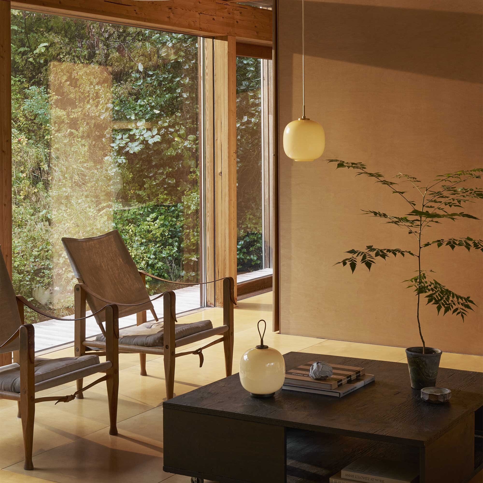 VL45 Radiohus Portable LED Lamp with Battery