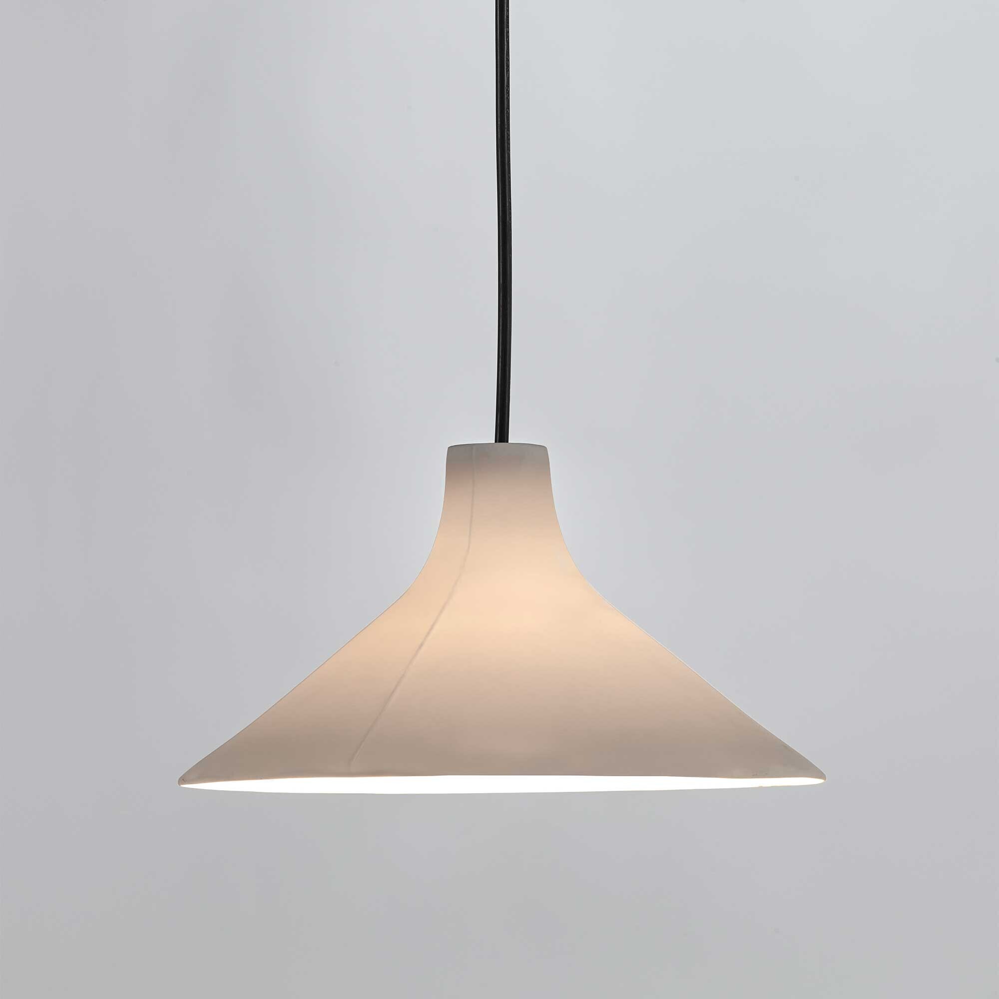 Seam Suspension Lamp M