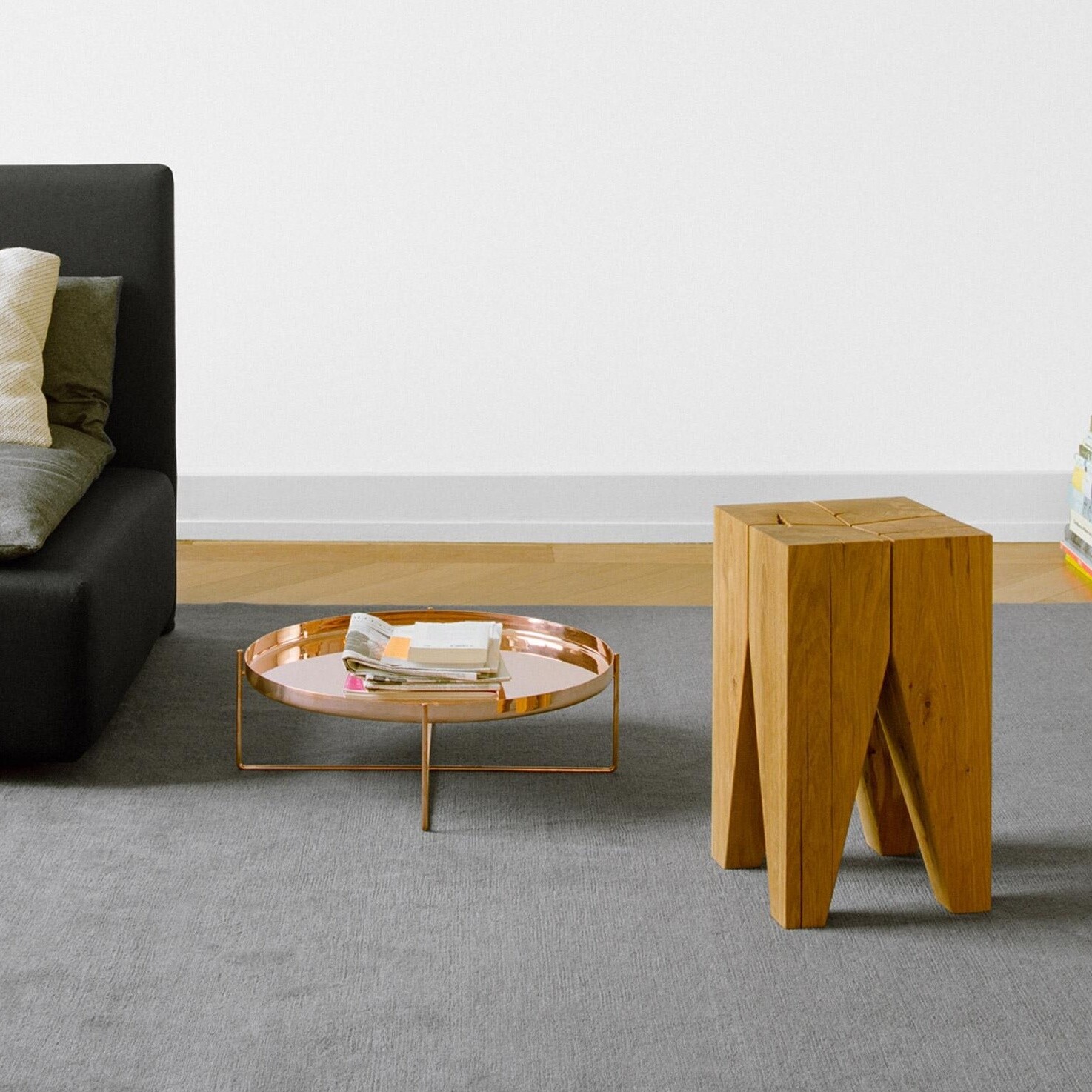 ST04 Backenzahn Stool