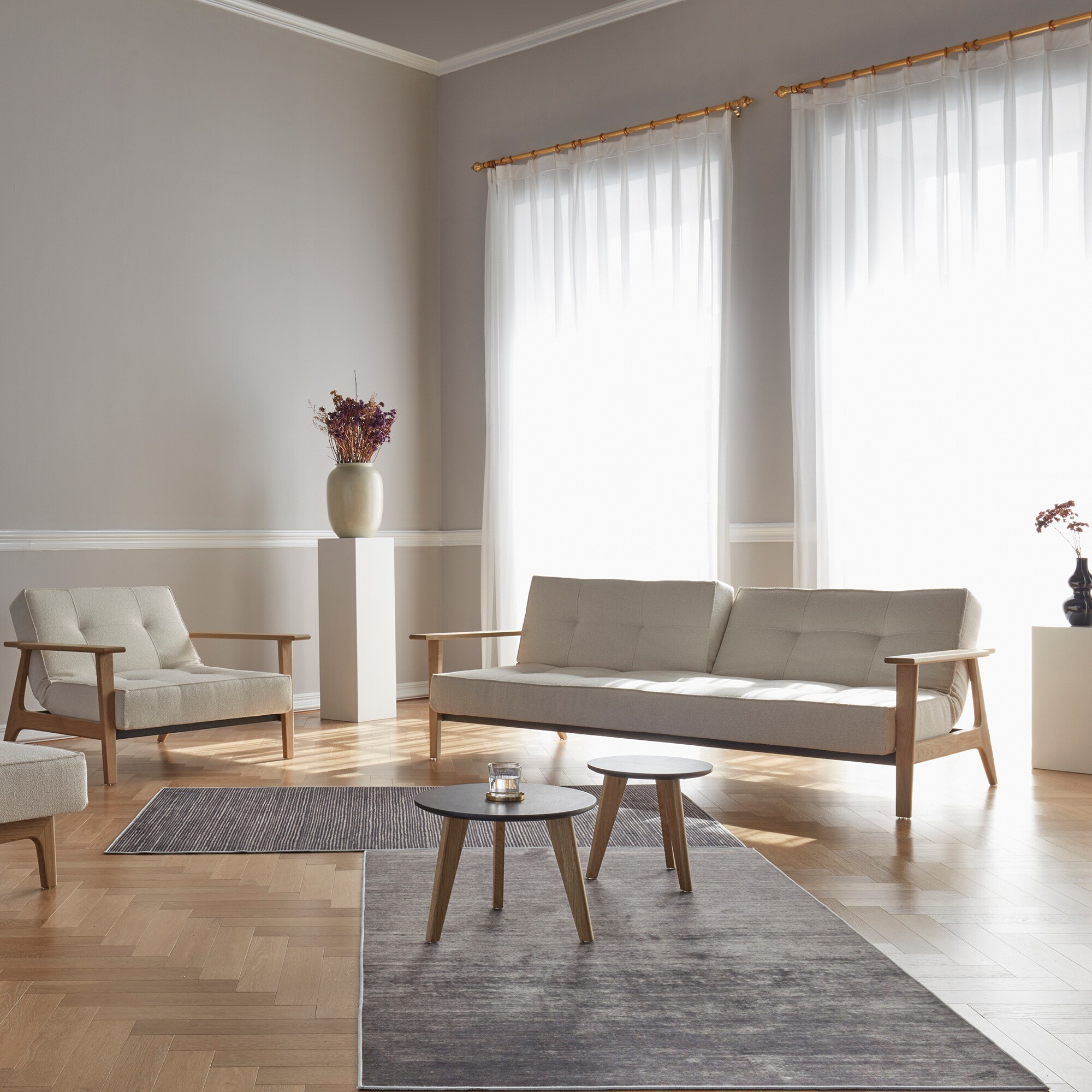 Splitback Frej Easy Chair Oak